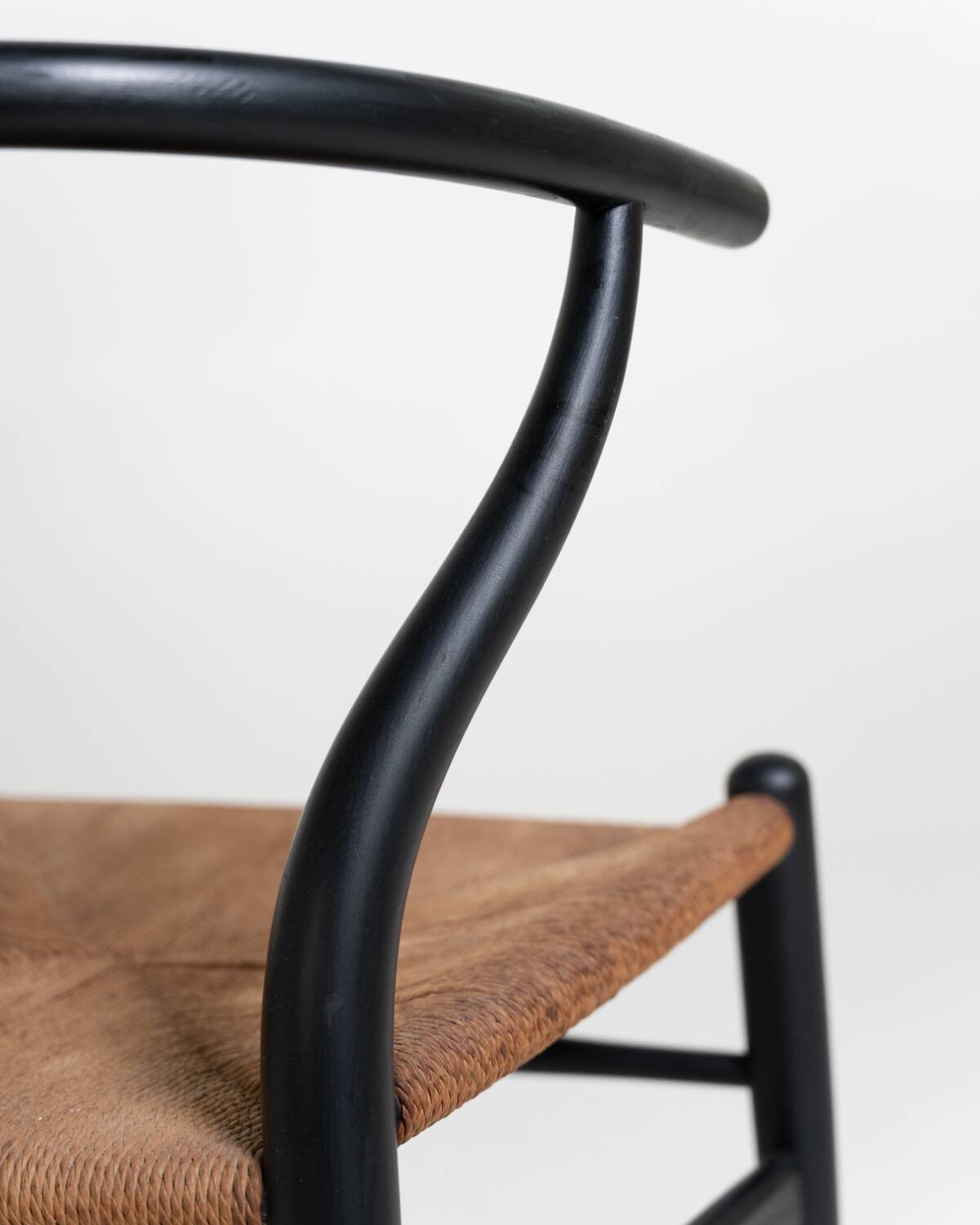 Ensemble de 2 chaises "Wishbone Chair" "CH24" par Hans J. Wegner, 1950