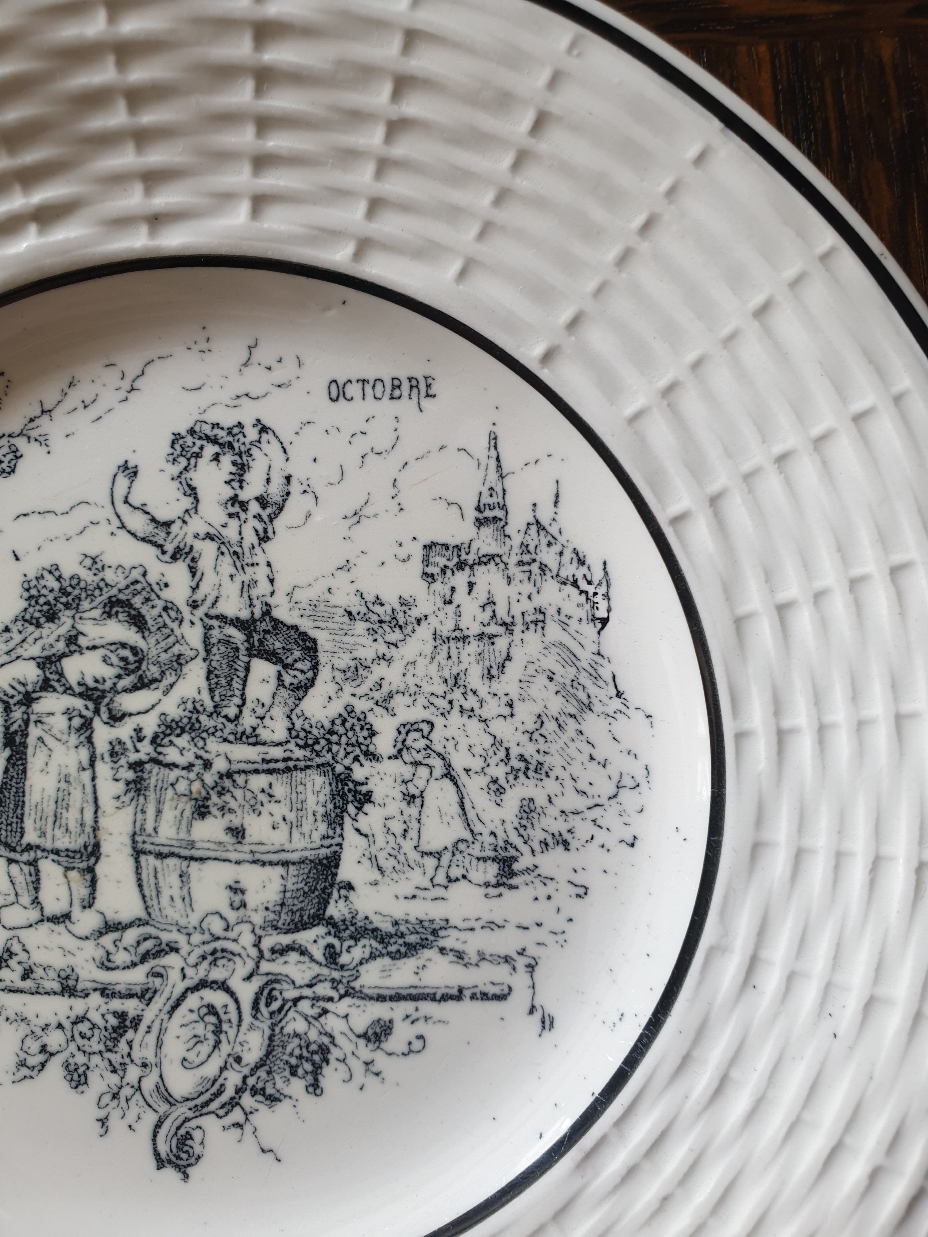 Old plate "the months of the year"