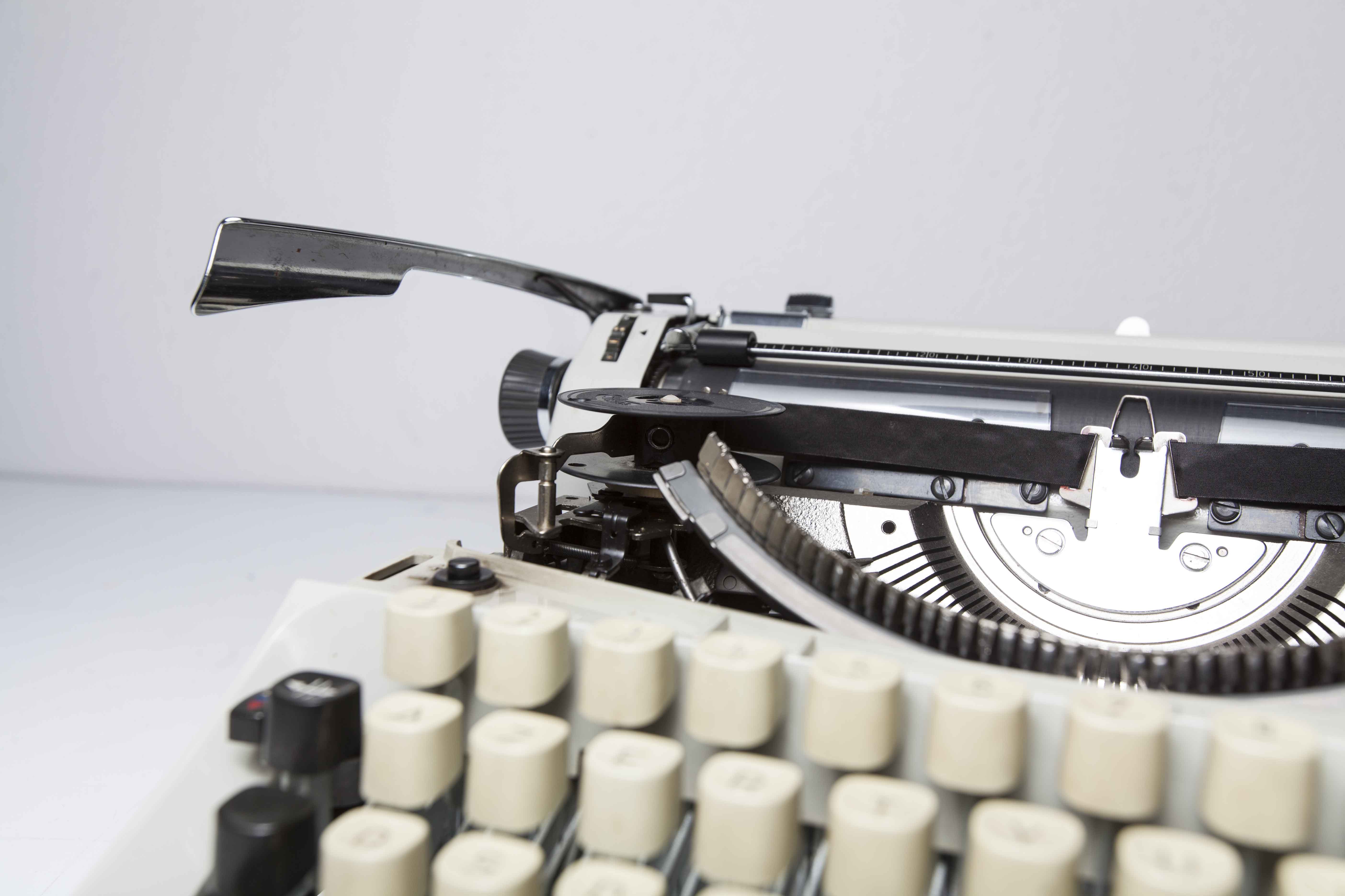 Revised Scheidegger International typewriter