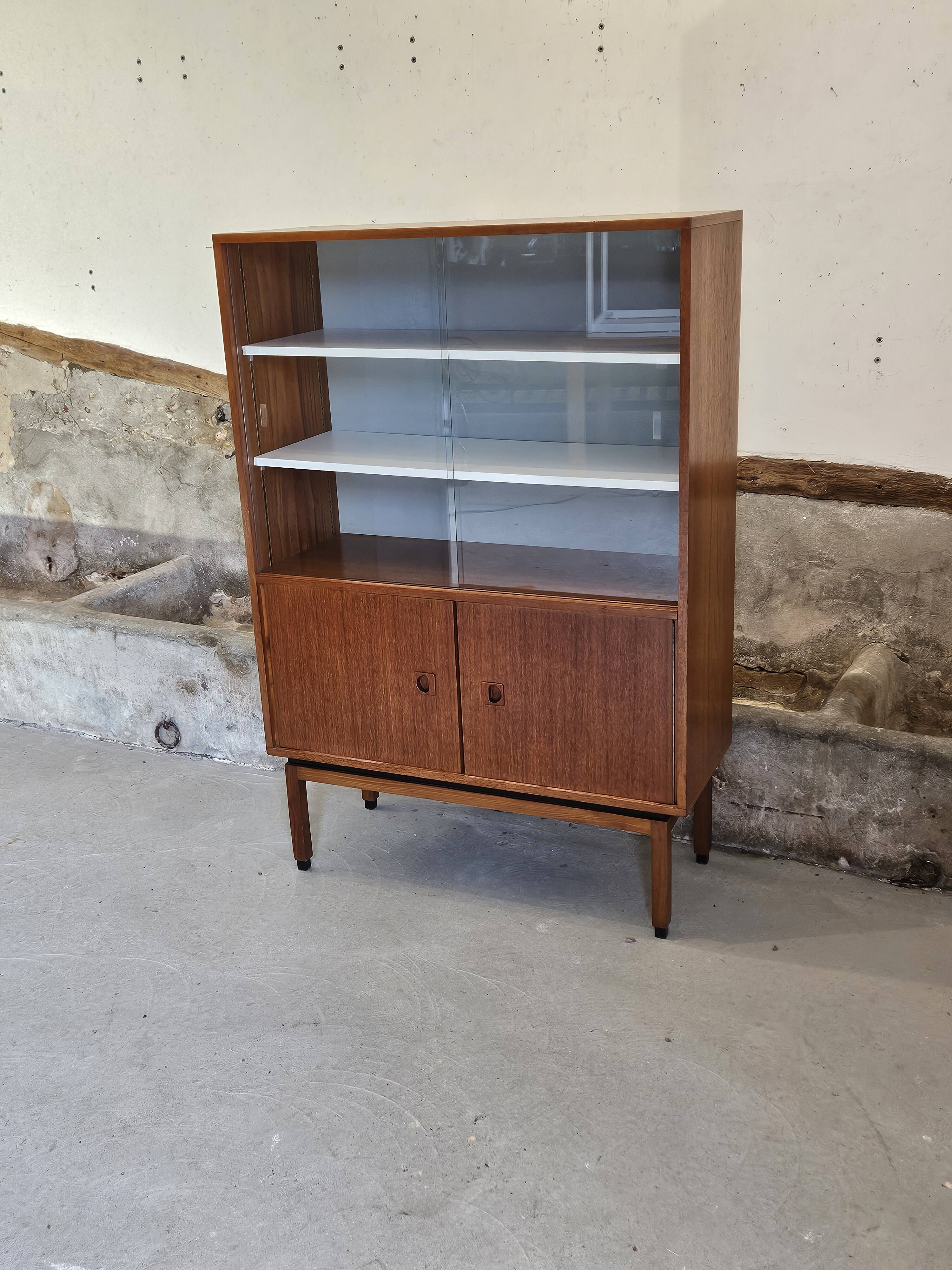 Small MDK display case / teak veneer bookcase 1960 Scandinavian design