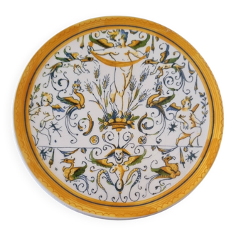 Vintage Italian raised plate in hand-painted ceramic.