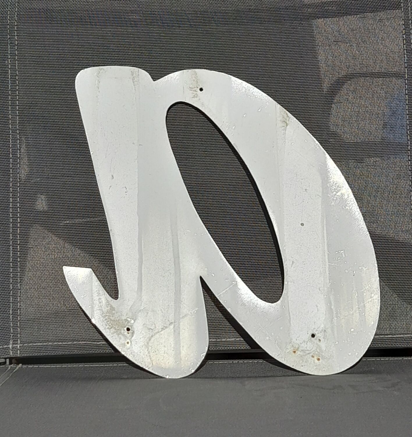 Metal sign letter 80s