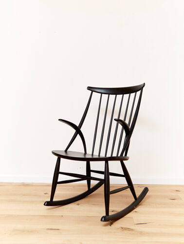Rocking-chair IW3 par Illum Wikkelsø pour Niels Eilersen