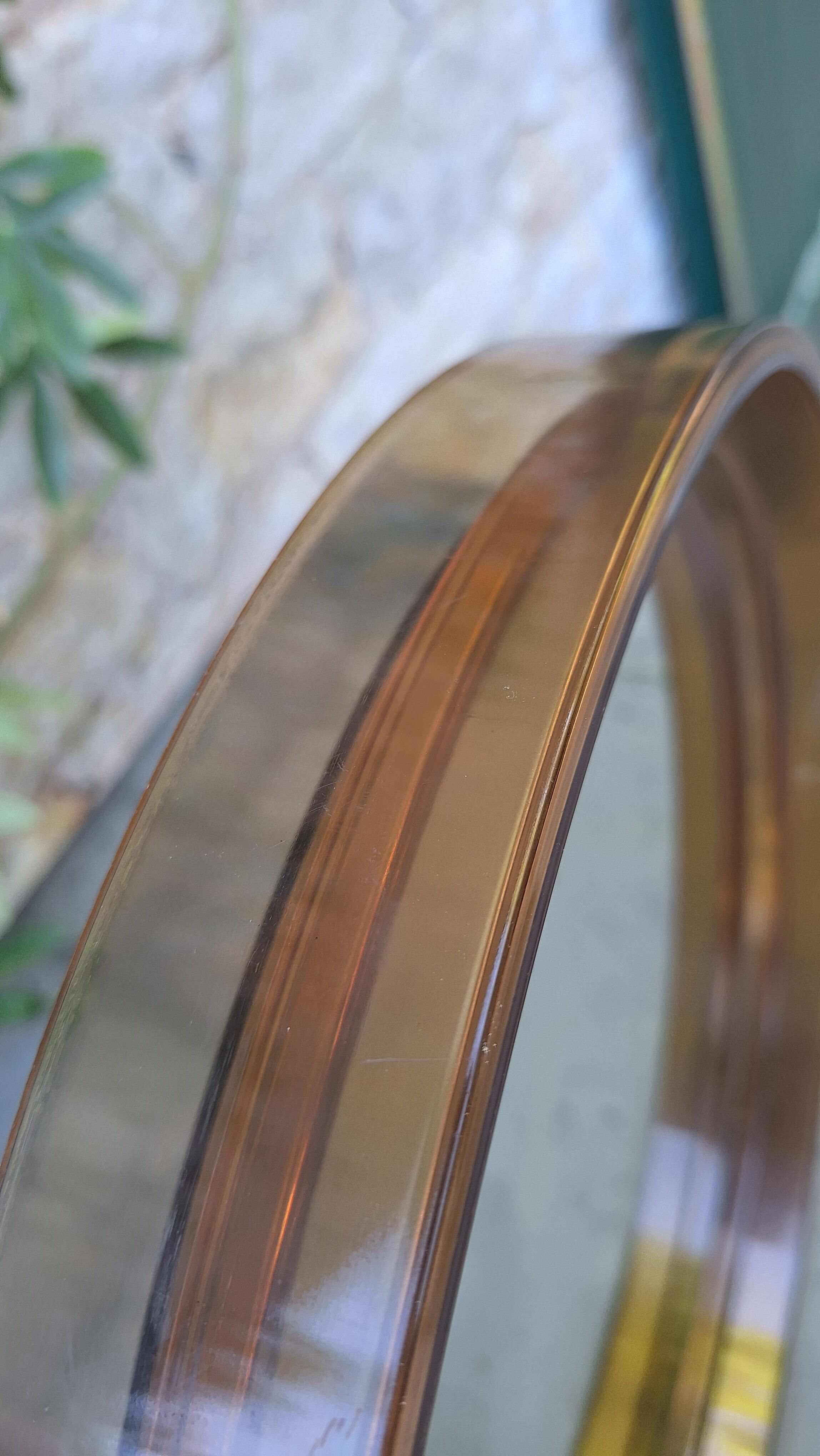 Gilac Mirror