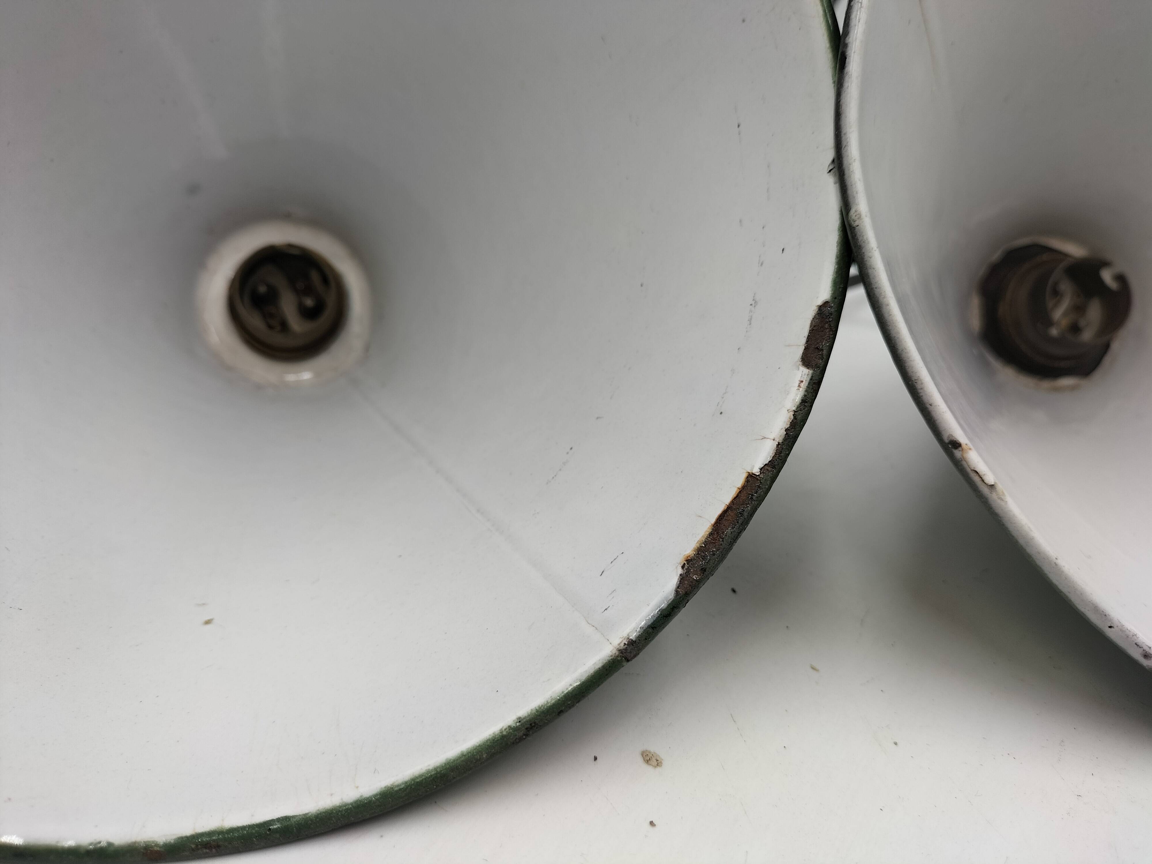 Industrial pendant lights