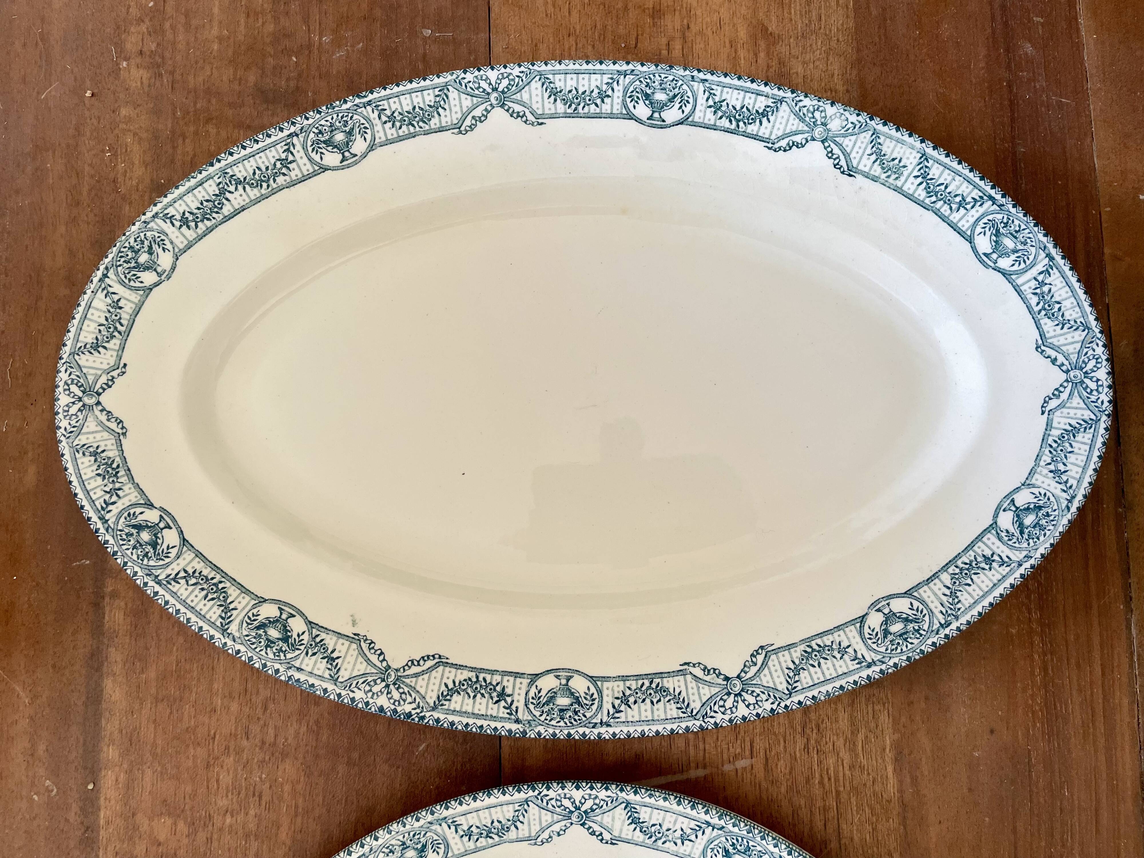 Lot of dishes iron earth Salins model directoire