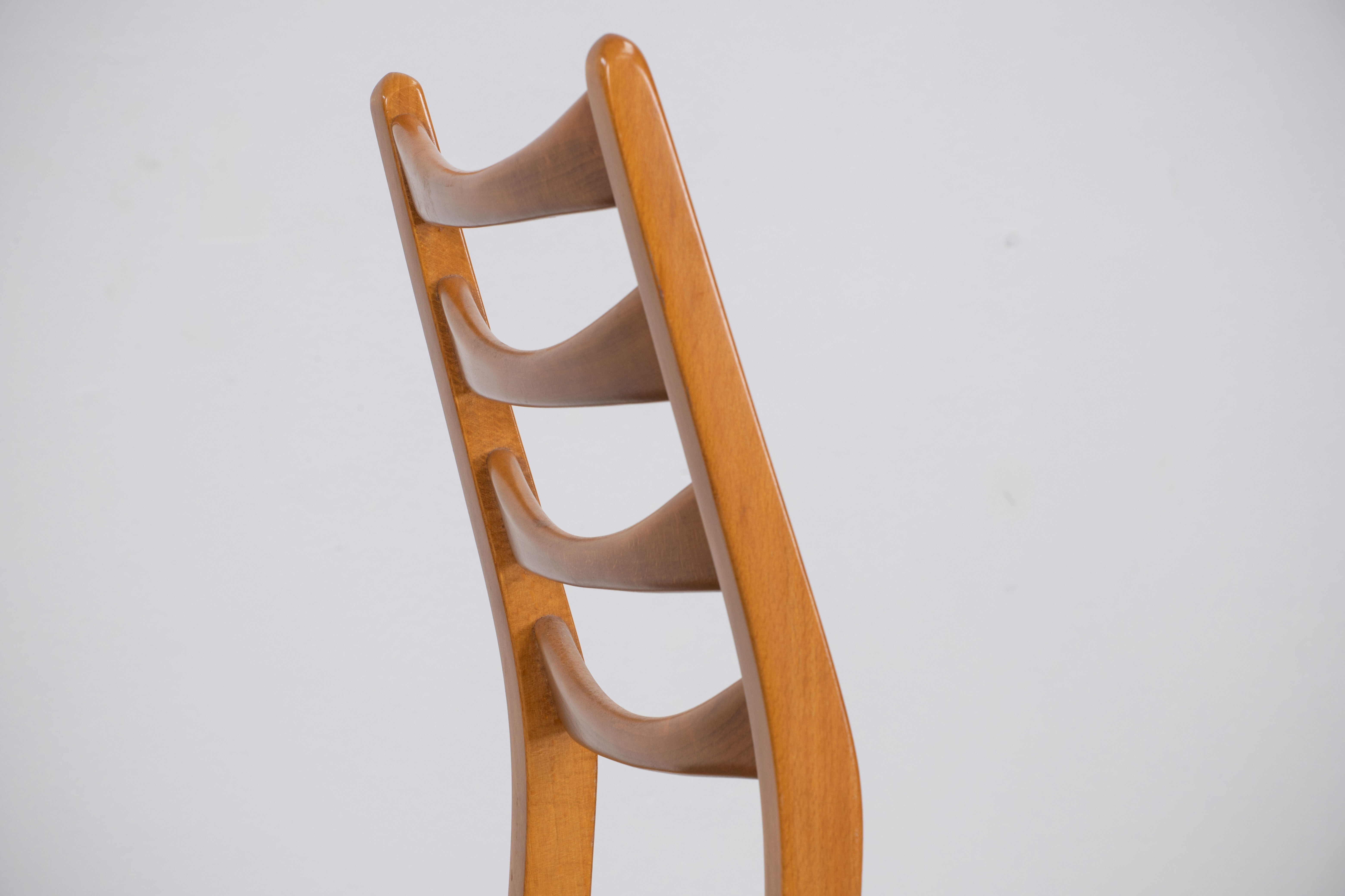 Scandinavian chairs 46 cm