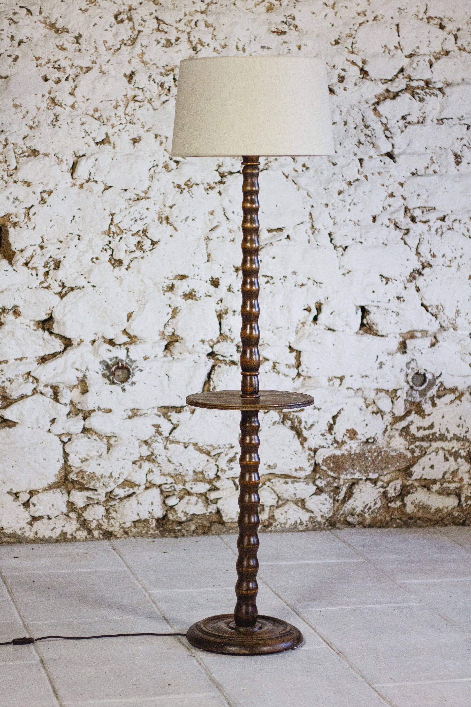 Neo-rustic floor lamp in turned wood, 1950