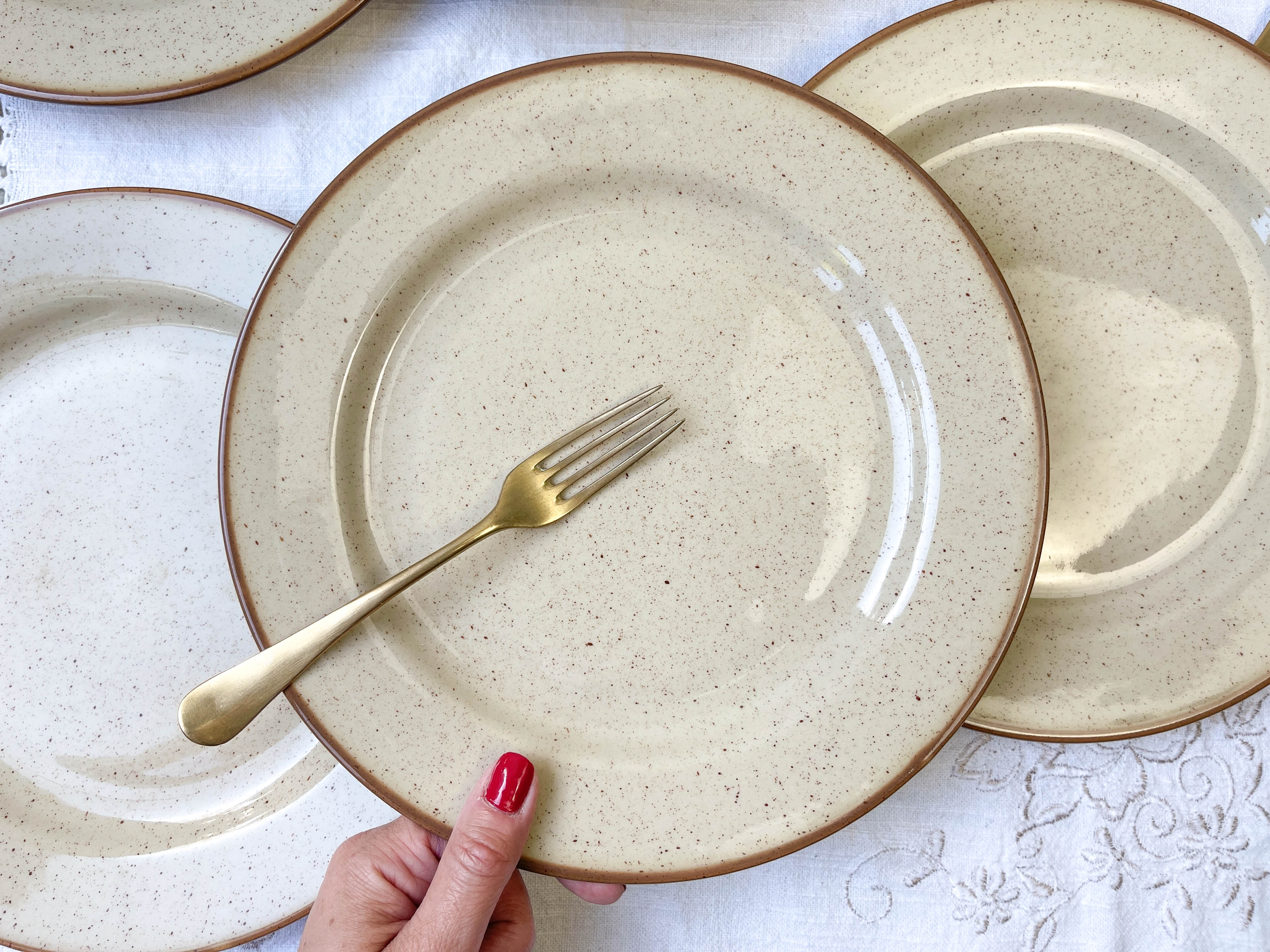 6 flat plates in speckled beige stoneware Tulowice Poland 1970