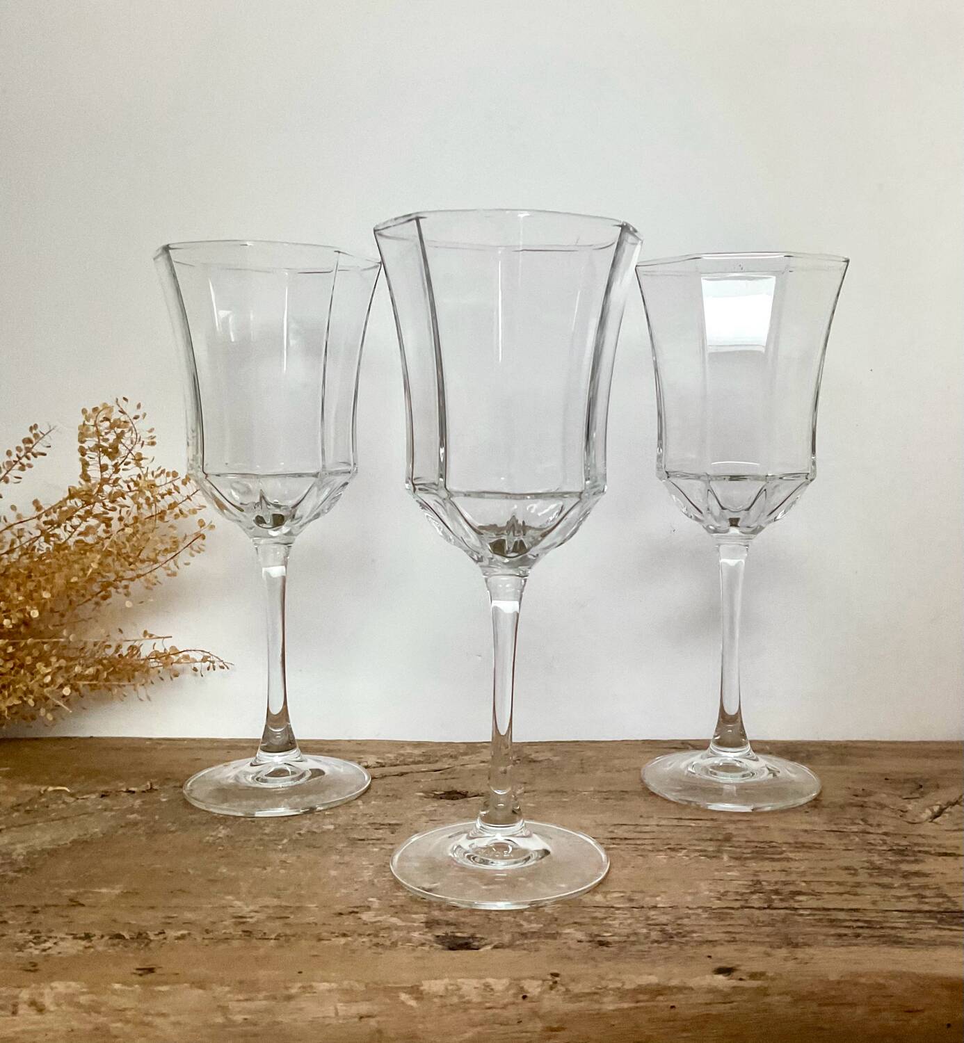 6 "octime" stemmed glasses by Luminarc France