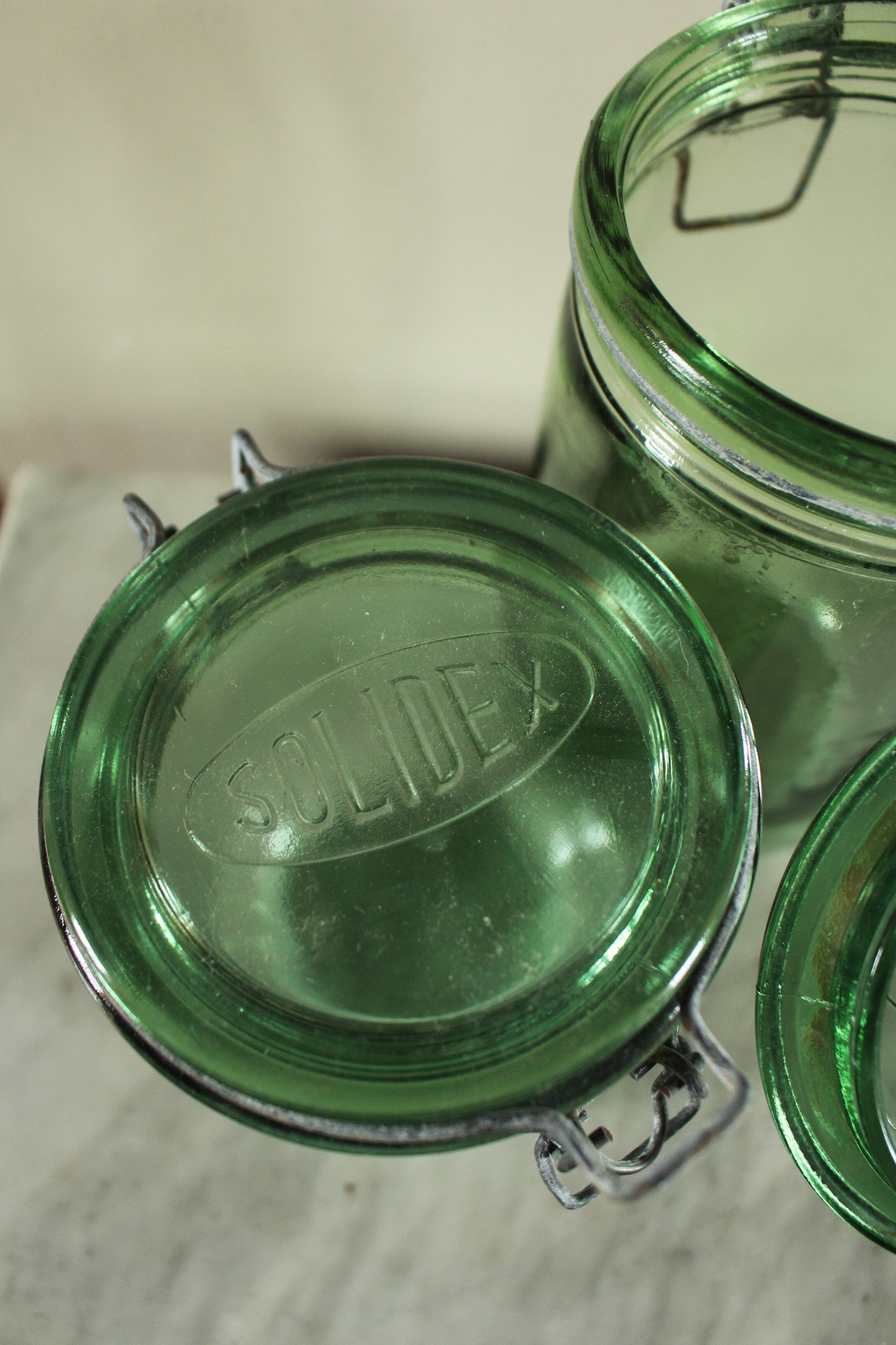 Lot 2 jars Solidex green glass