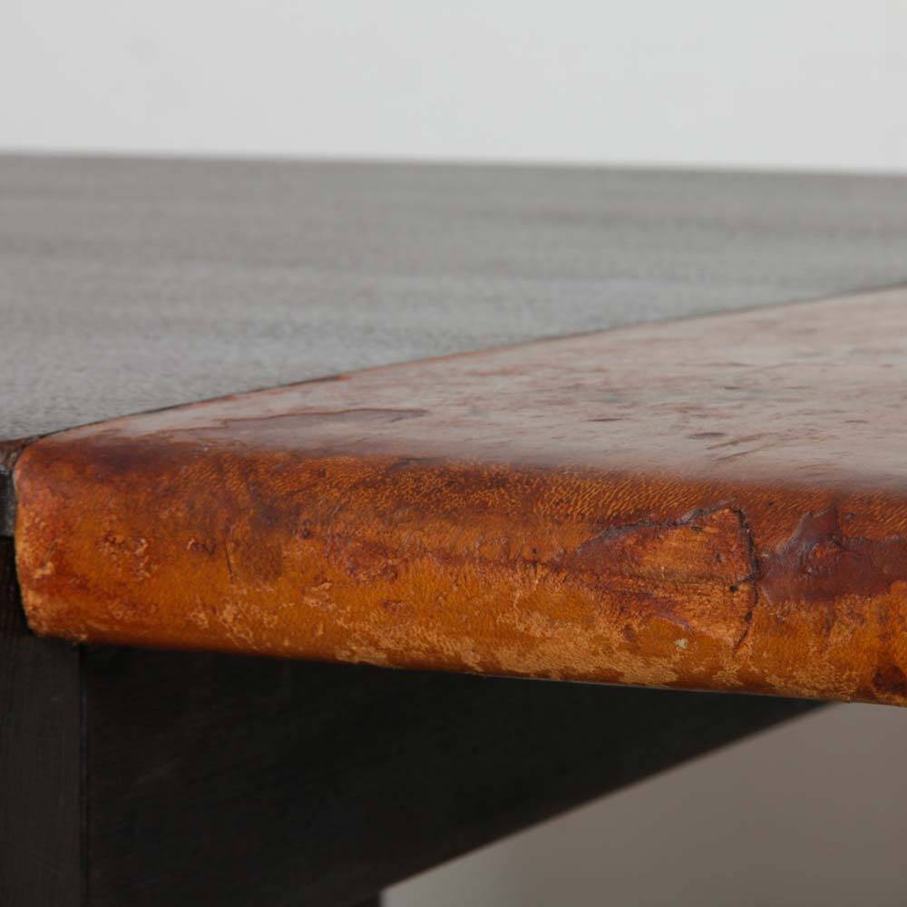 Art Deco desk in oak and leather from the 1930s