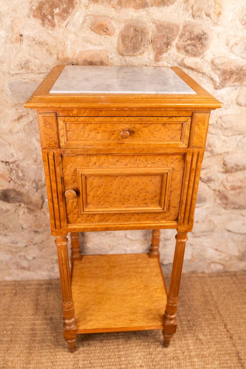 Neo-Louis XVI Nightstand in Spotted Maple & White Marble (Late 19th Century)