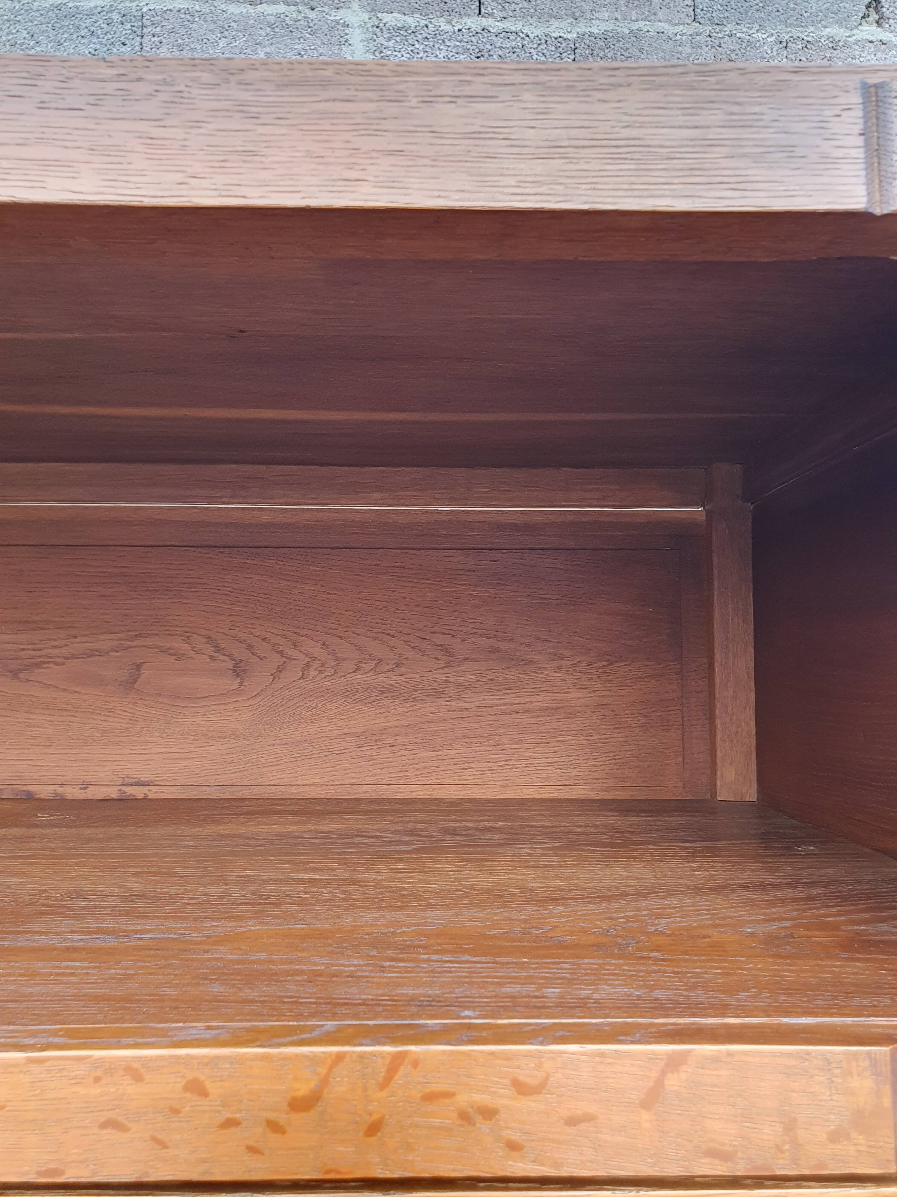 Armoire