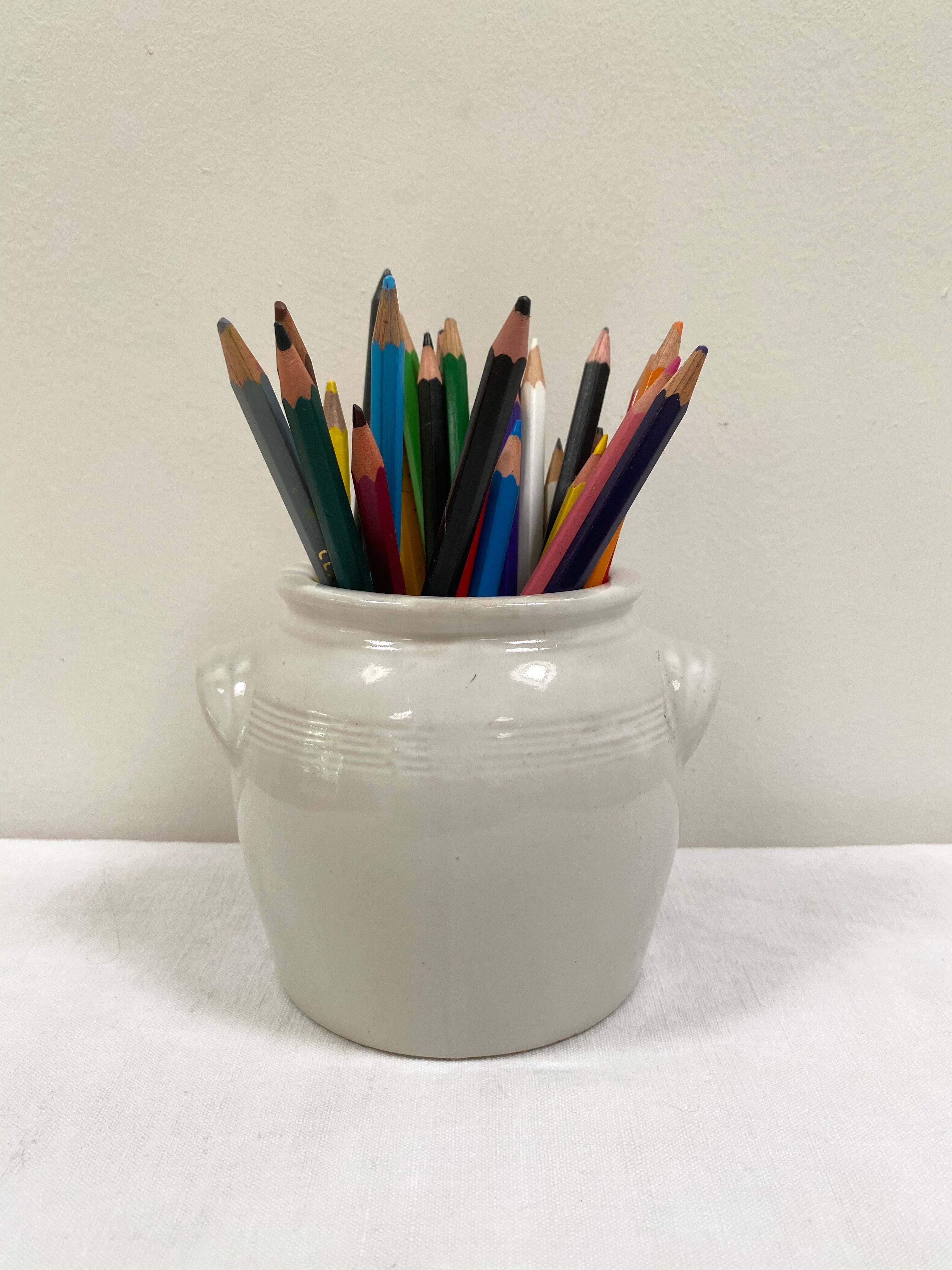 White pot in glazed stoneware