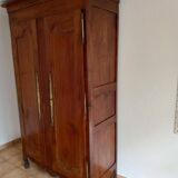 Cherry wood marachine cabinet
