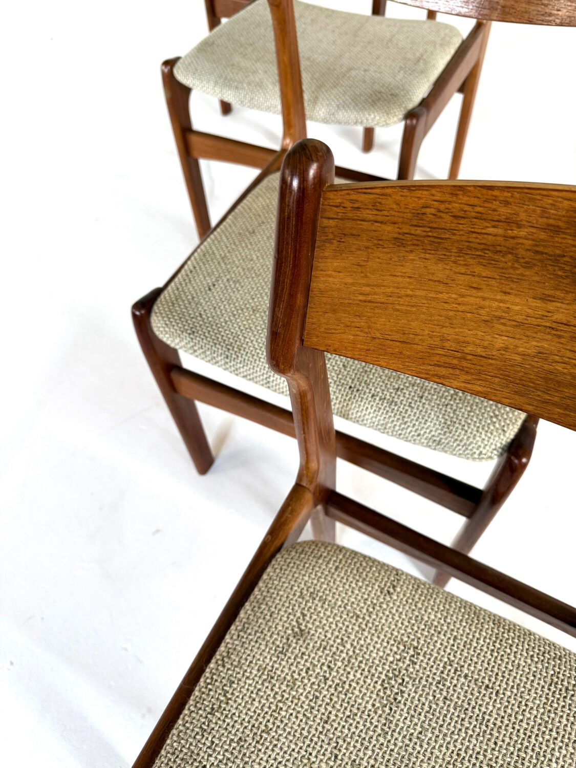 4x vintage Danish chairs