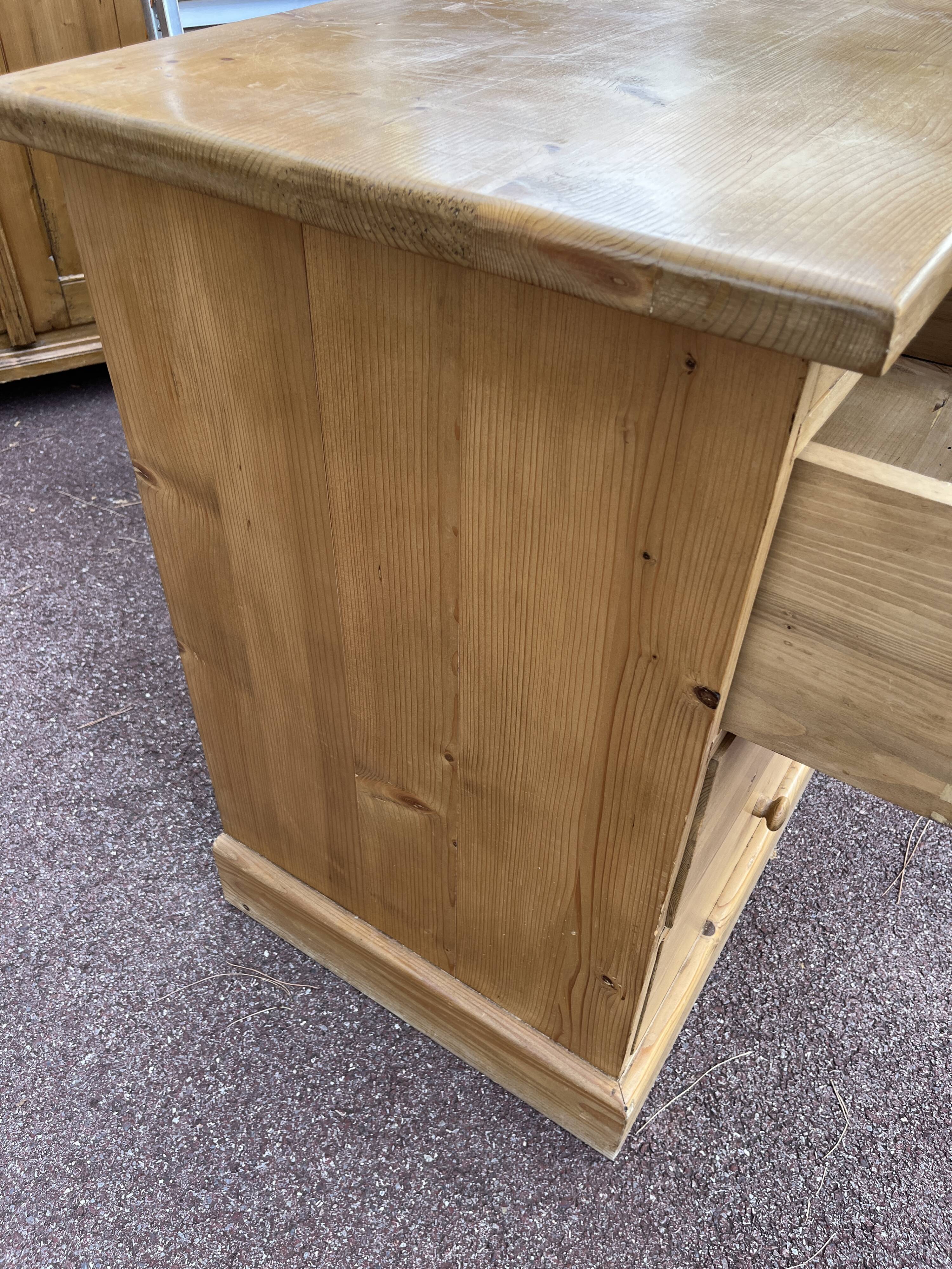 Vintage pine enfilade sideboard with tablet