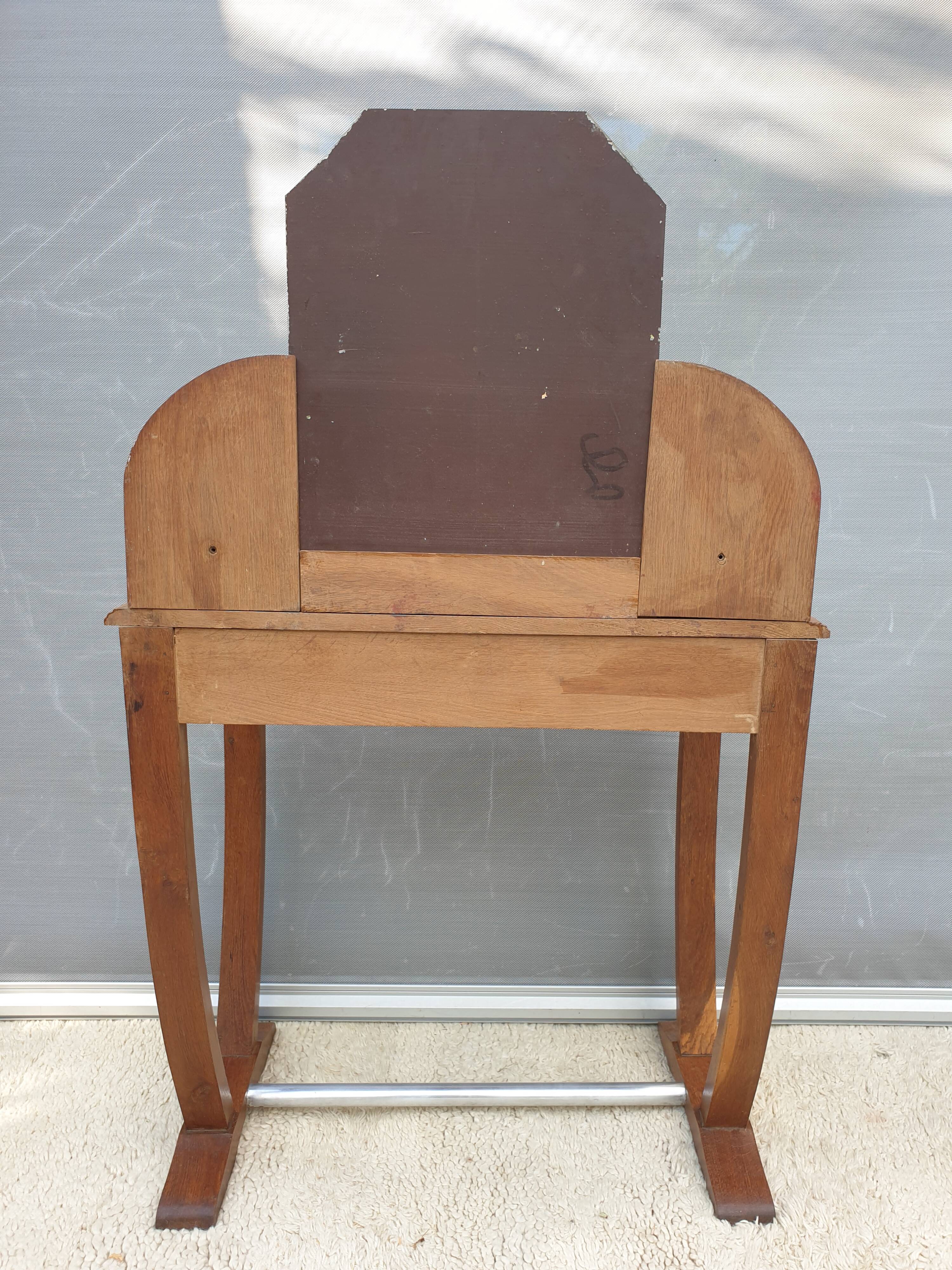 Art Deco dressing table gondola base