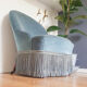 Fauteuil crapaud vintage velours bleu années 70