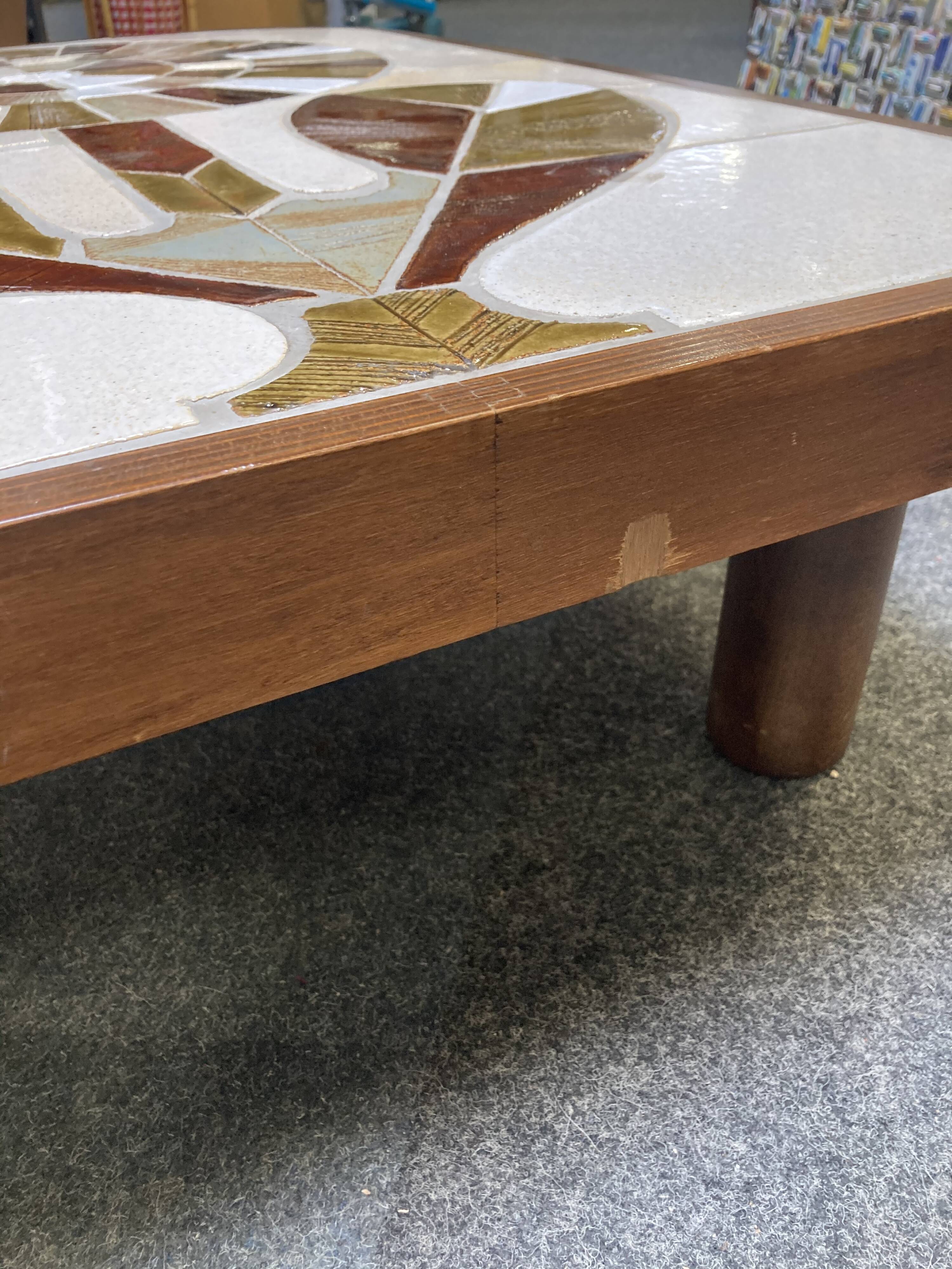 Ceramic coffee table Roger Capron shogun flower