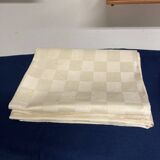 damask tablecloth