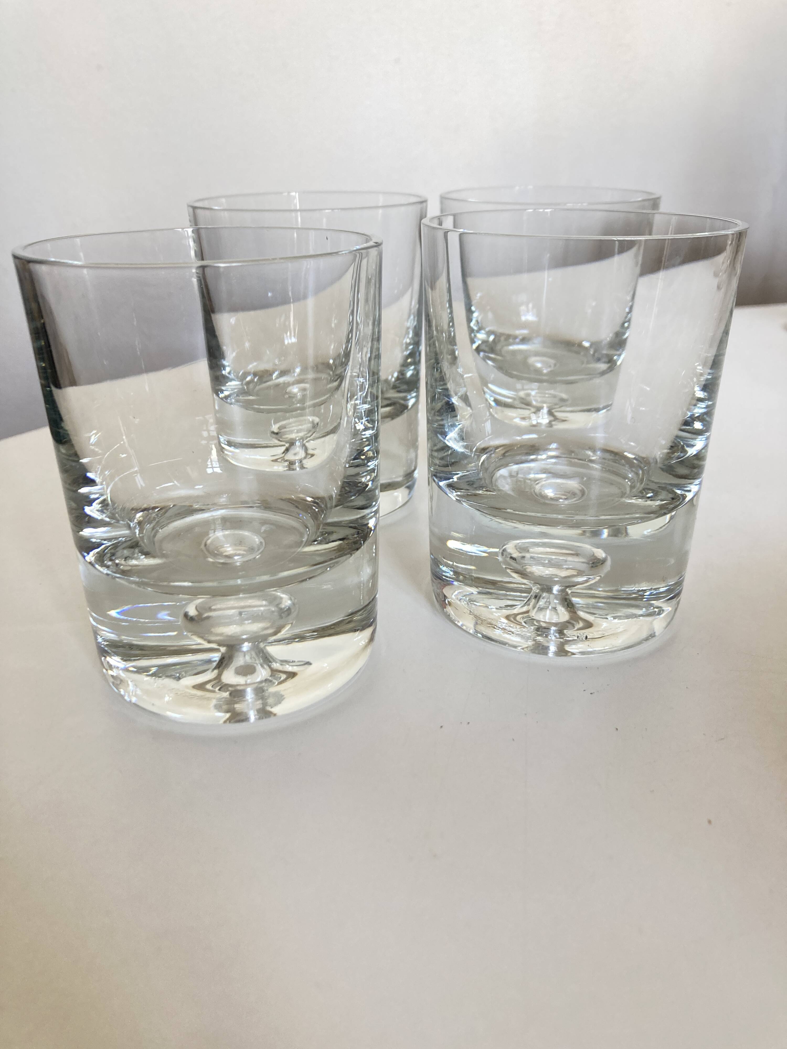 Set of 4 bubble tumblers in very cold half crystal.