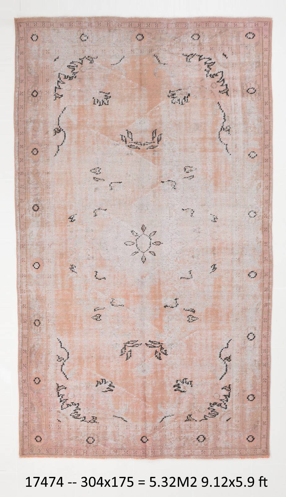 6x10 Vintage Salmon & Beige Classic Vintage Rug, 175x304Cm