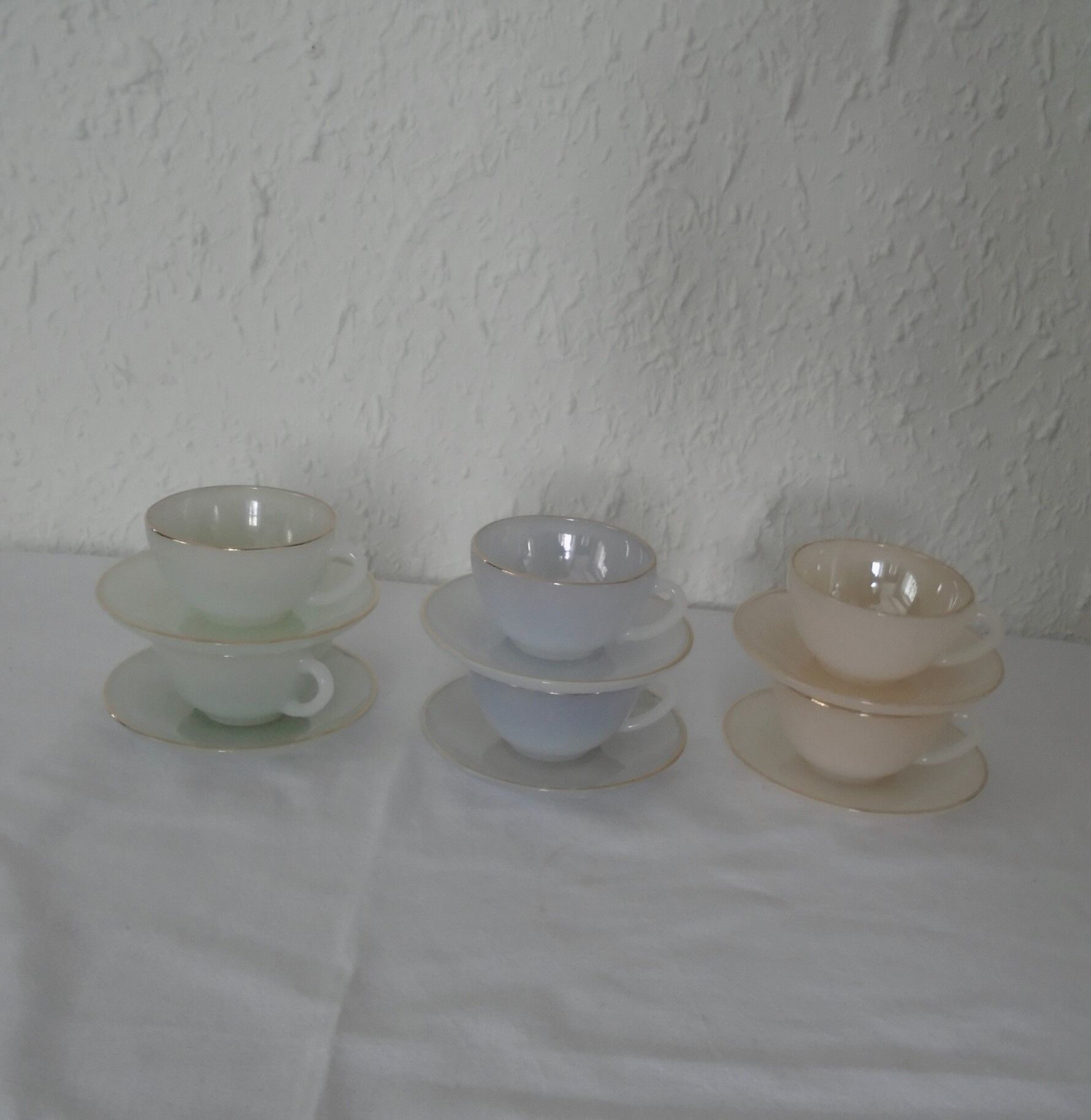 6 cups and sub-cups arlequin iridescent glass opalescent arcopal france