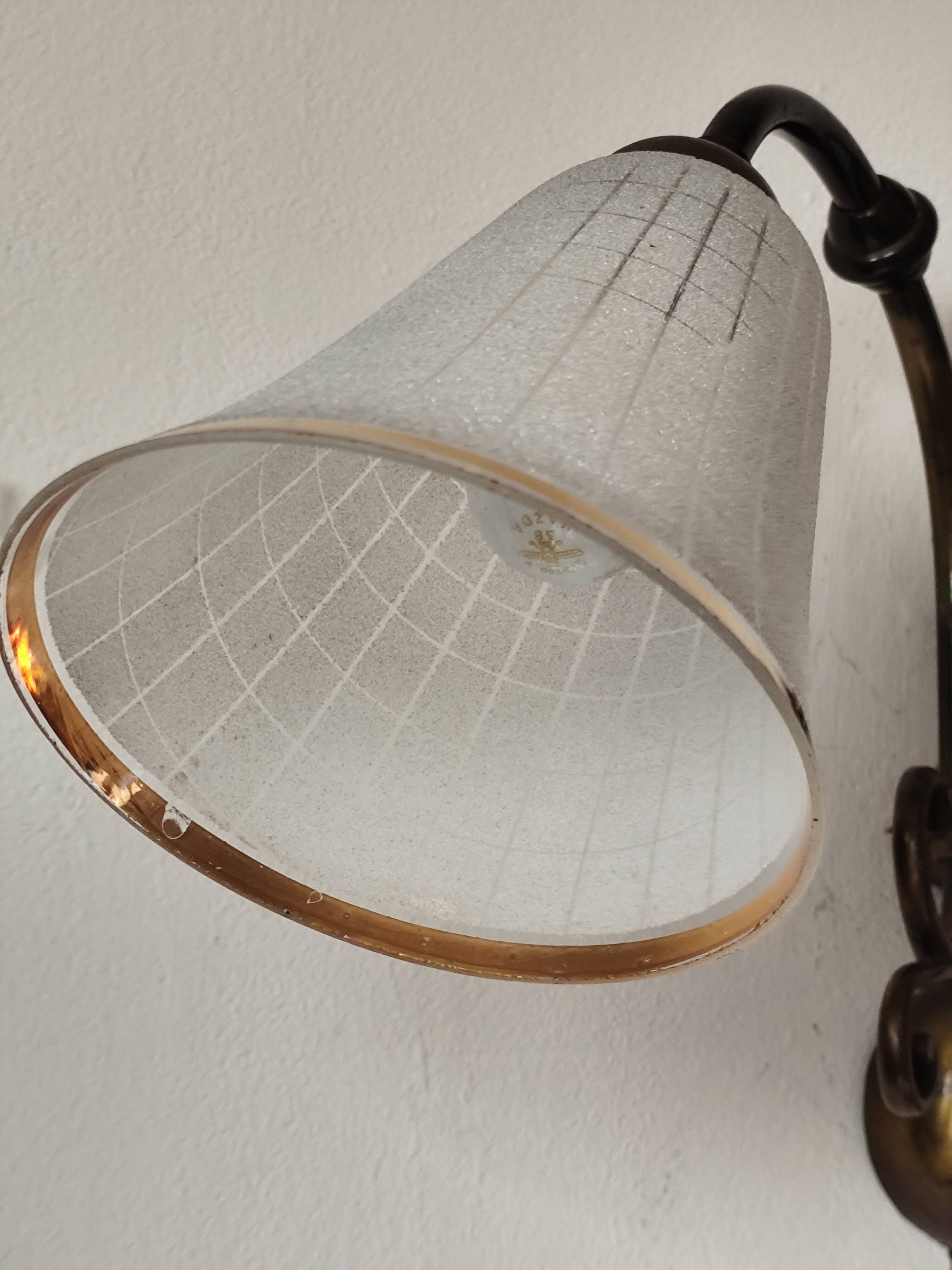 Bronze wall light with 2 lights and 2 granite glass tulips