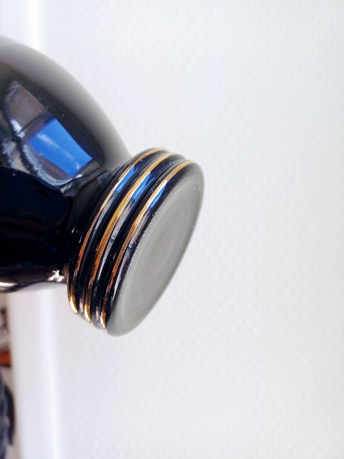 Lampe de table vintage en opaline noire avec abat-jour en velours neuf