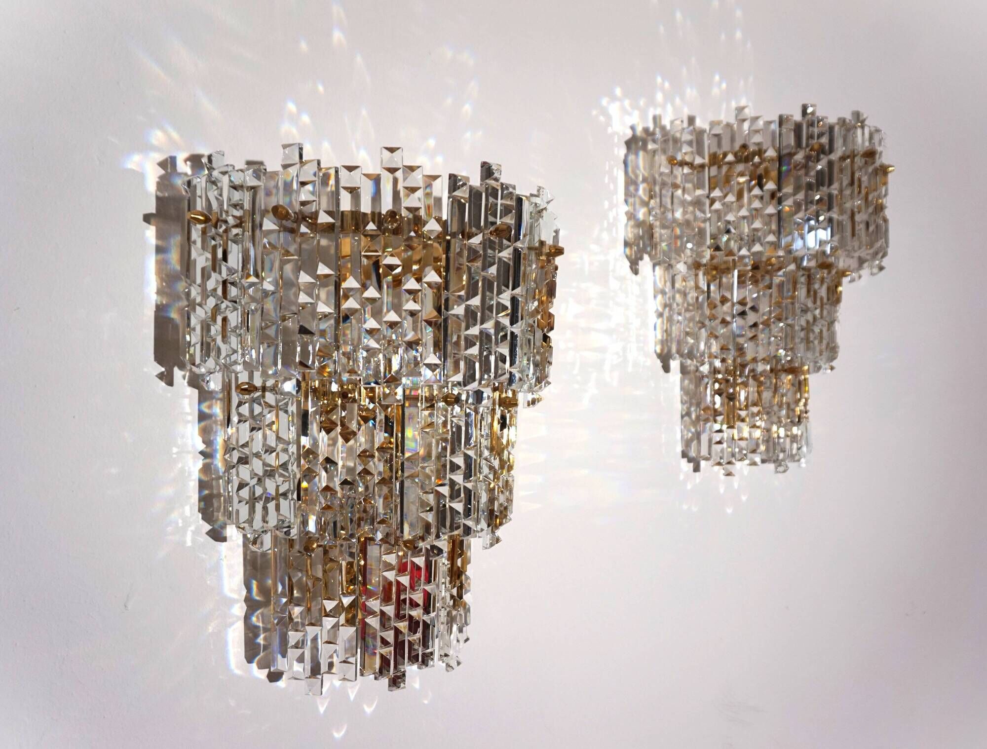 Set of 2 Kinkeldey Hollywood Regency waterfall crystal glass wall lights, 1970