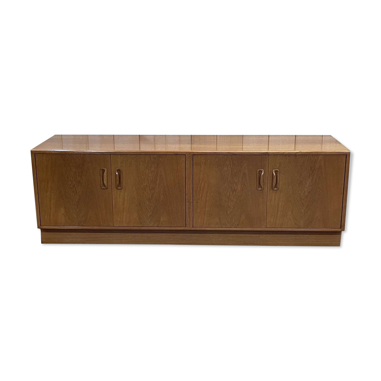 Row of the English brand Gplan in teak from the 70s