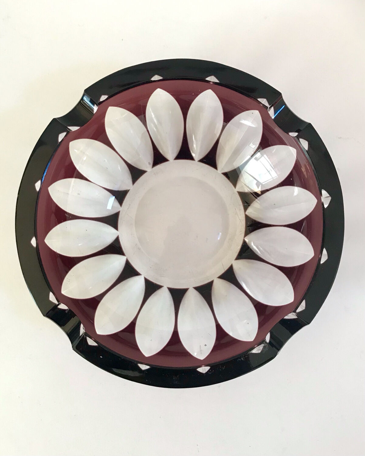 Val Saint Lambert aubergine cut crystal ashtray