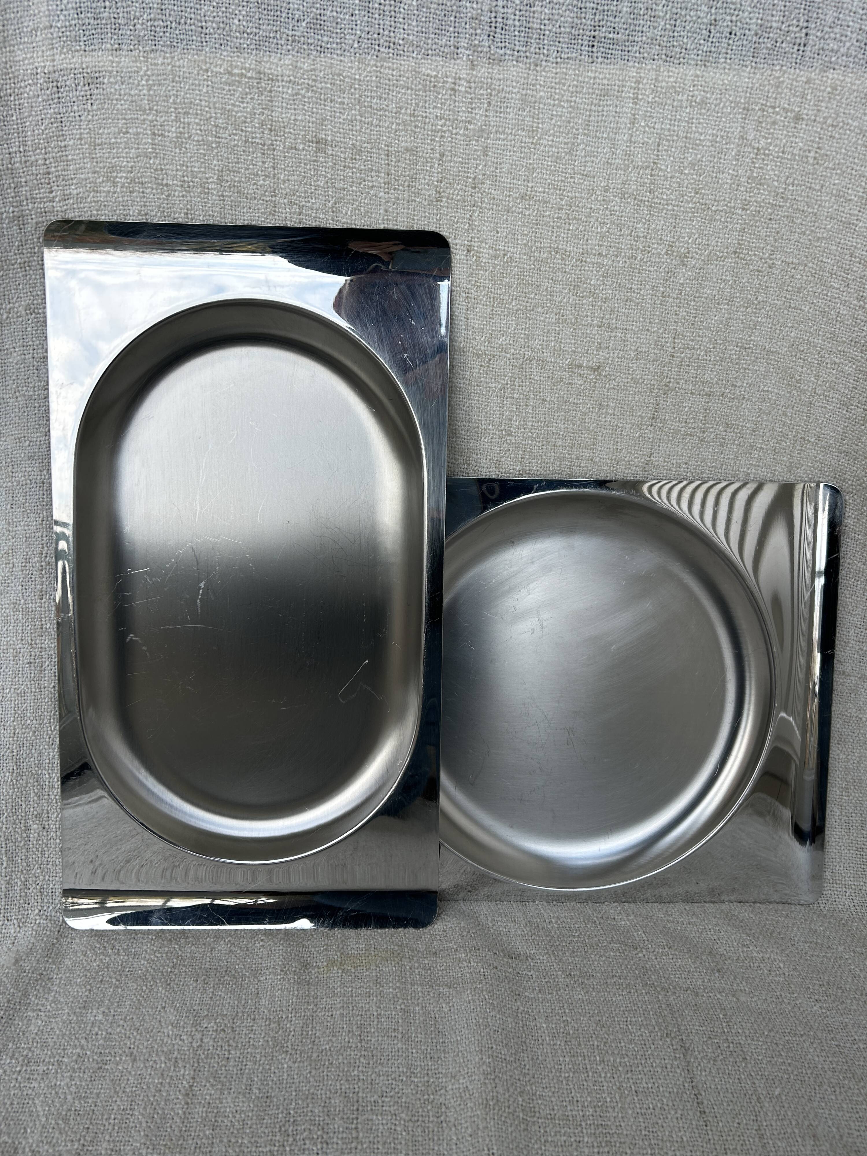 Set of stainless steel dishes by Guy Degrenne