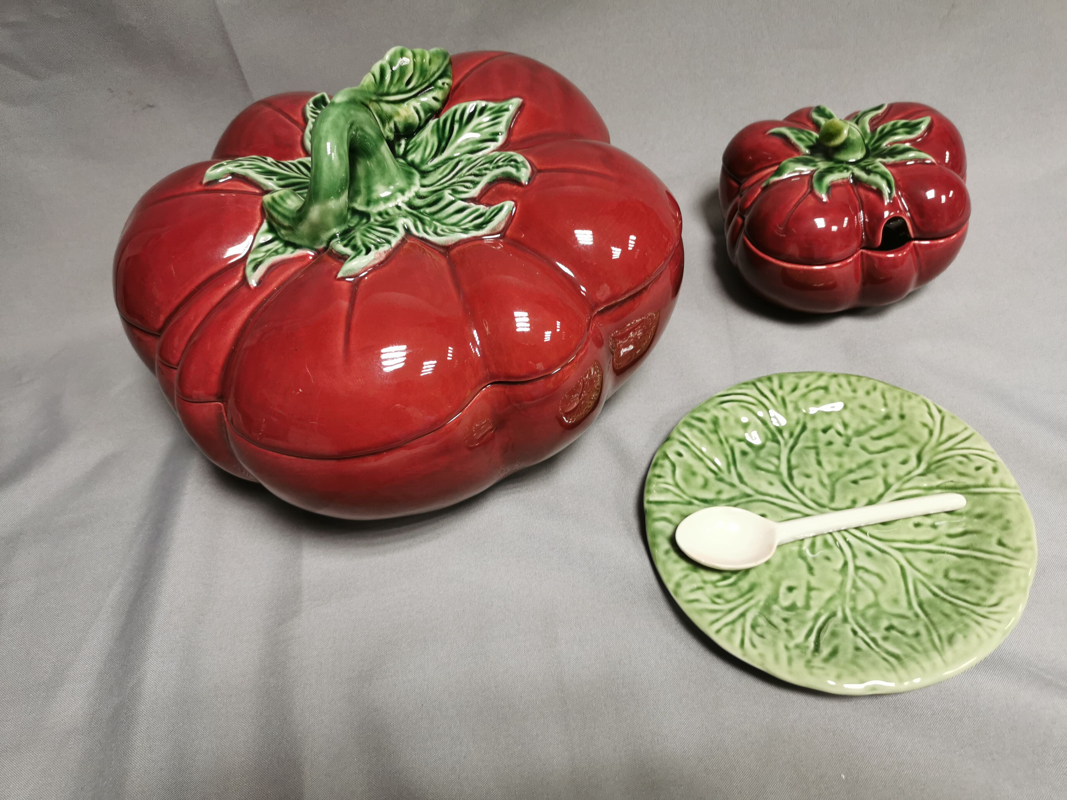 Vintage soup tureen + Trompe l'oeil sauce boat, majolica tomato shape
