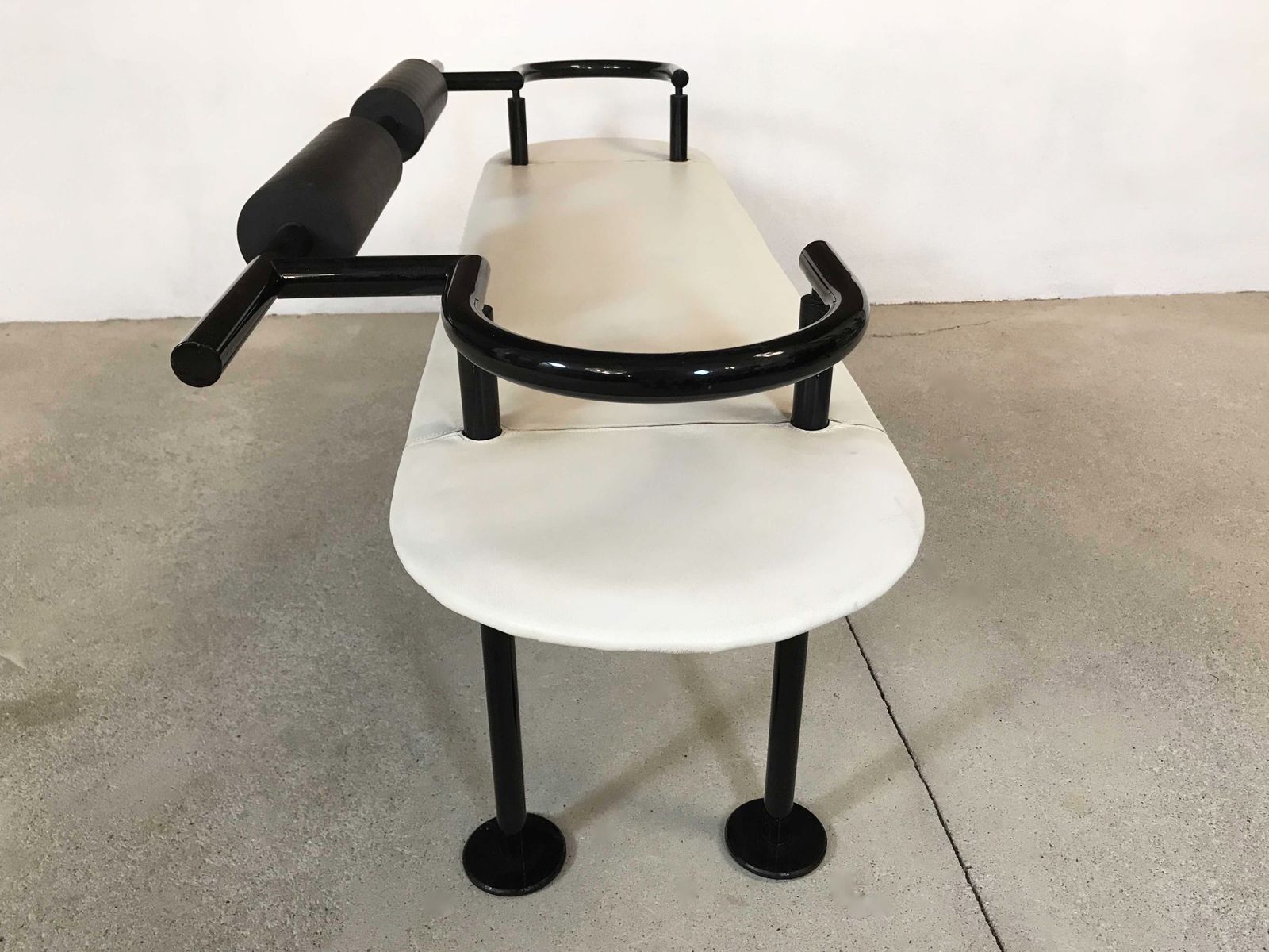 Postmodern Italian leather bench by Cy Mann for Polflex, 1980s