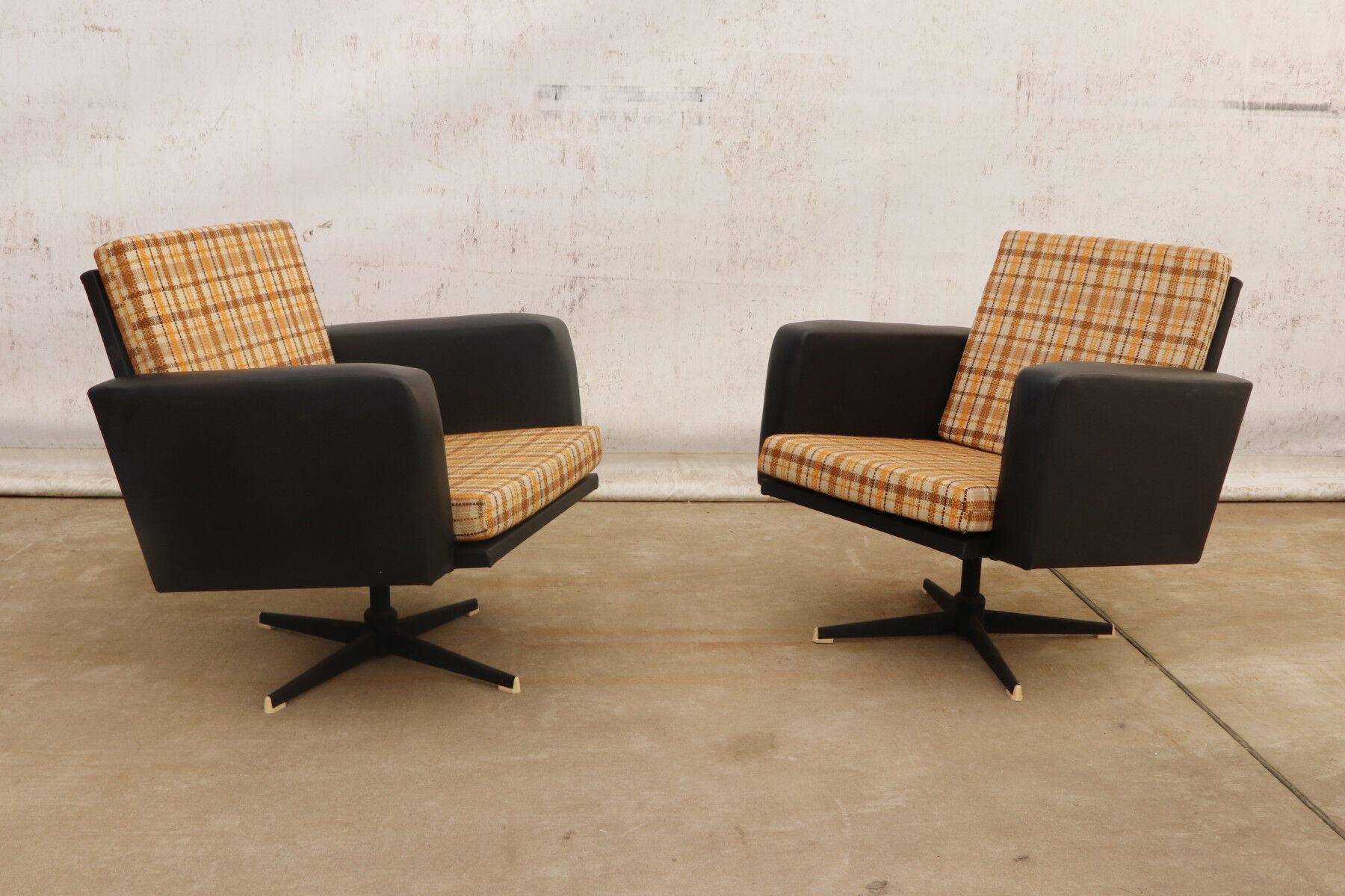 Vintage eastern bloc living room set, 1970s