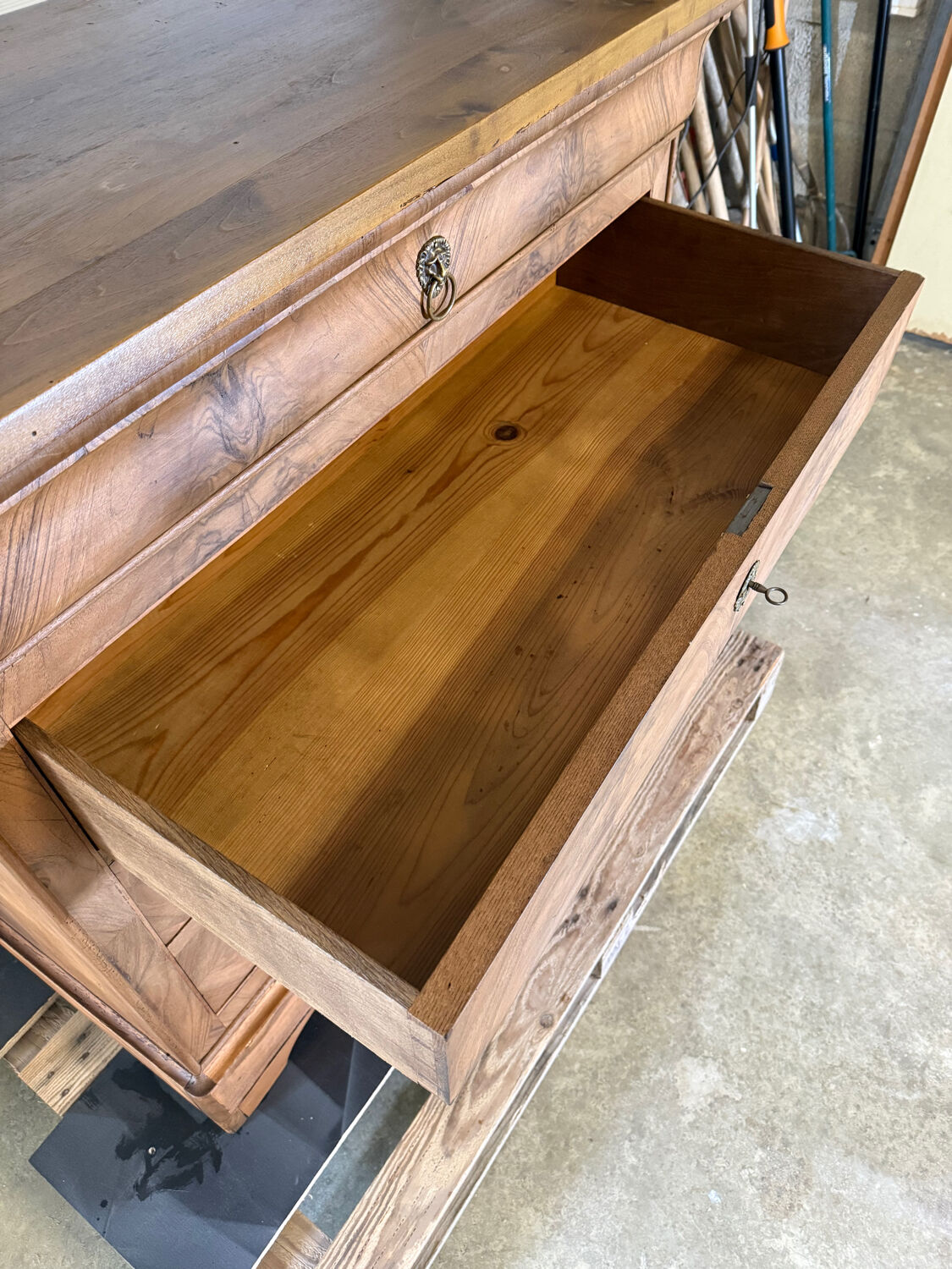 Louis Philippe chest of drawers