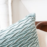 Raised wave cushion