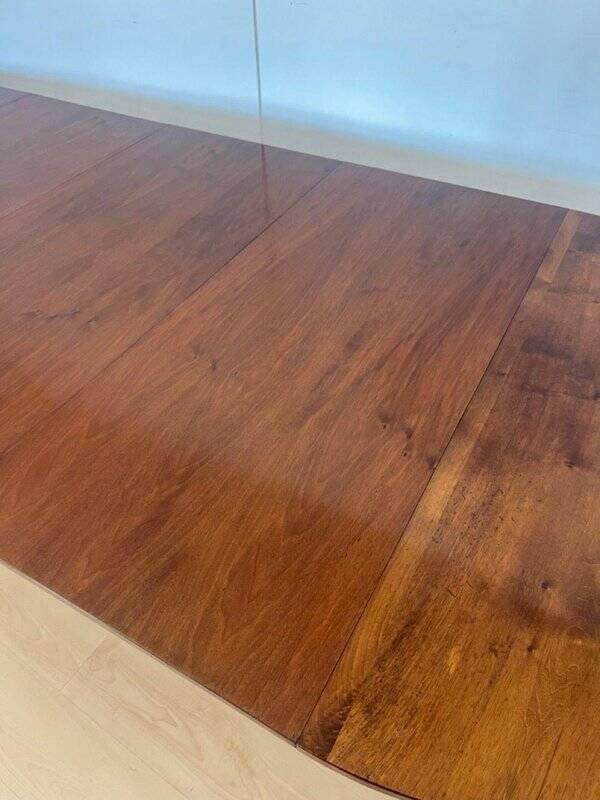 Swiss Biedermeier Extendable Dining Table in Walnut and Brass, 1820s