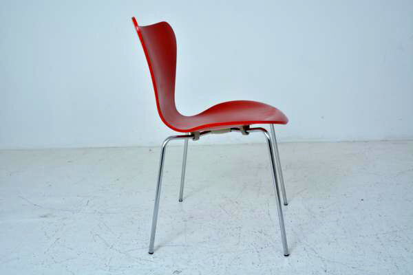 Chair Arne jacobsen for Fritz Hansen dating from the 1980s
