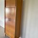 Armoire en bois vintage