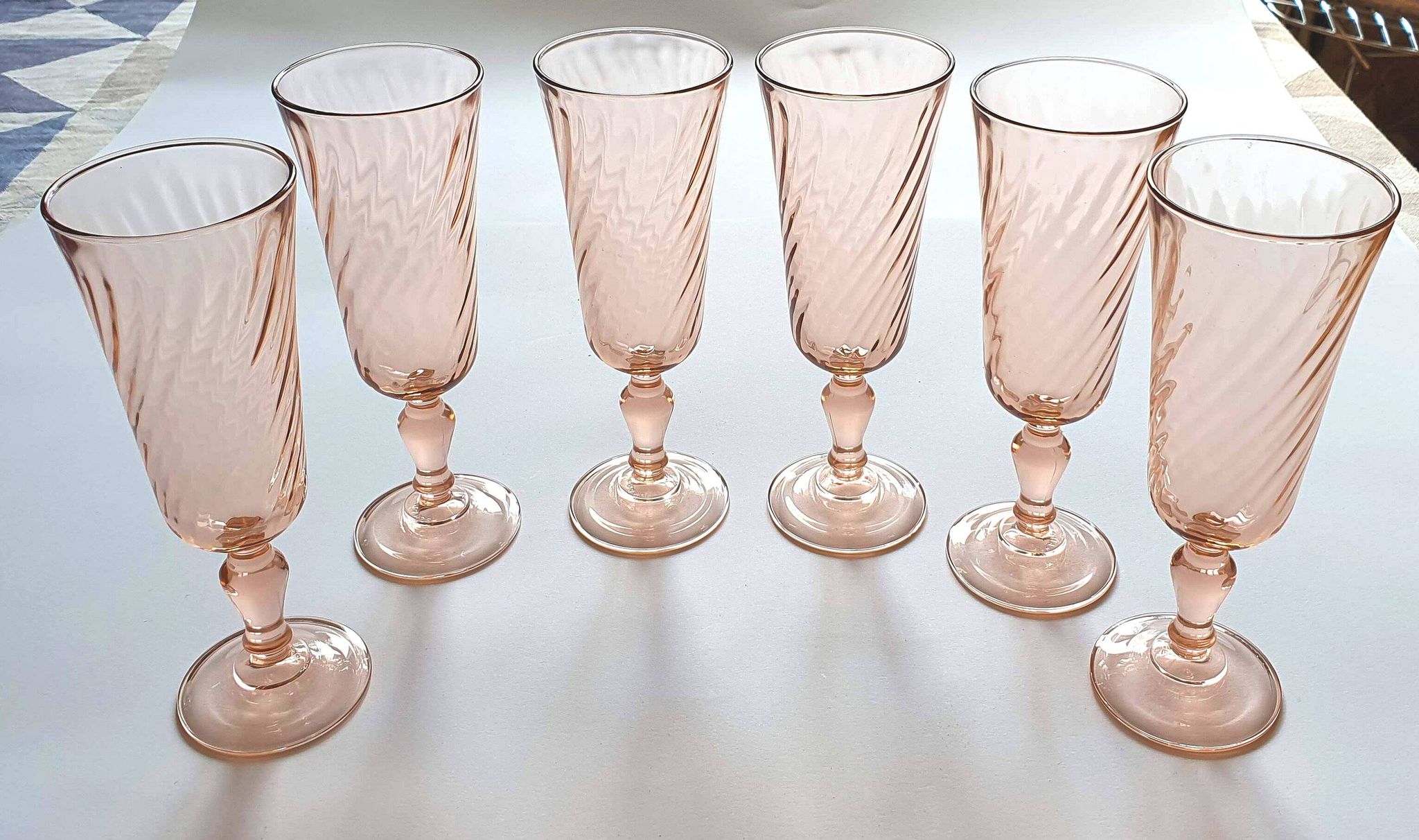 Flutes à champagne rosaline tourbillon arcoroc luminarc