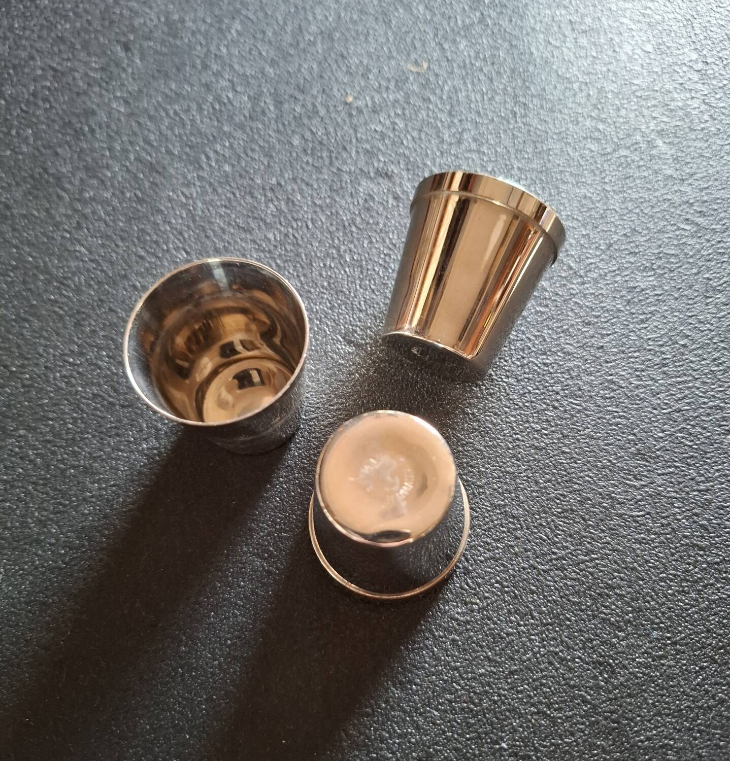 Set of 3 silver-plated shot glasses