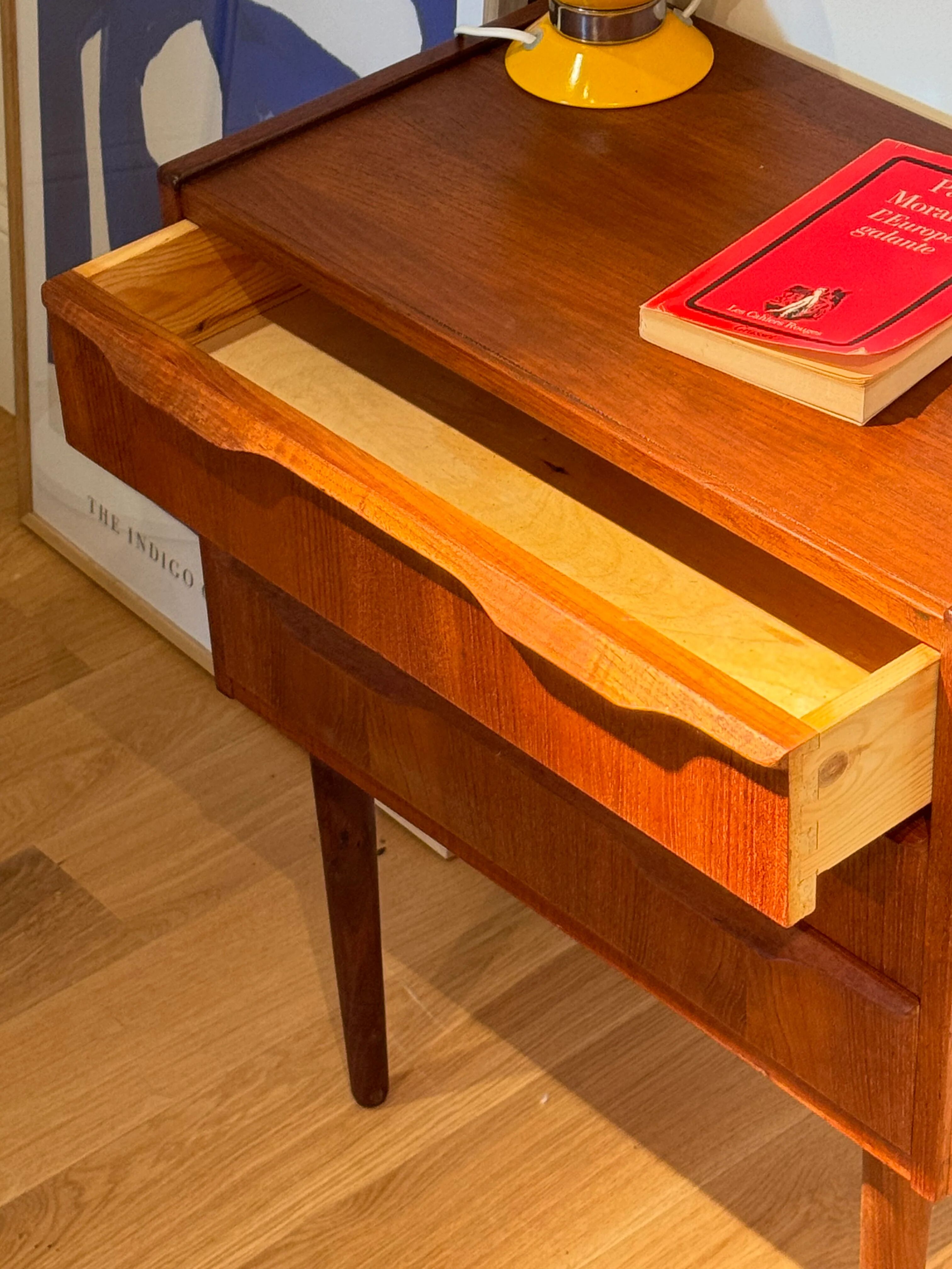Paire de chevets scandinaves vintage