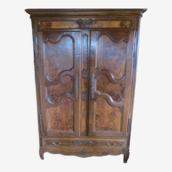 Armoire bressane