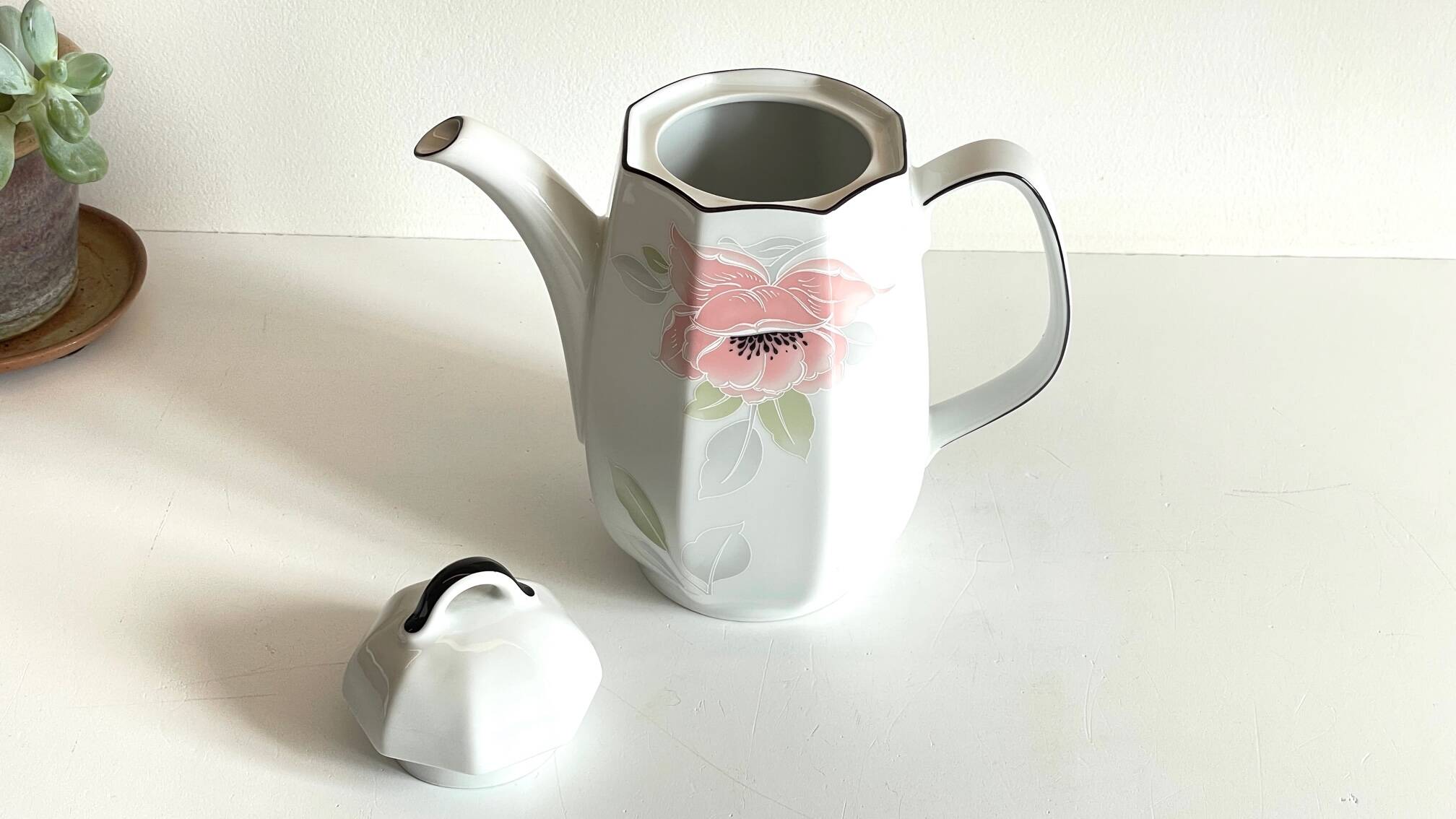 BAVARIA Wunsiedel Porcelain Teapot