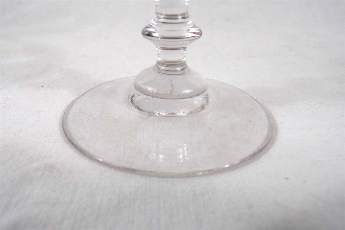 Set of 4 wine glasses tasting glasses in cut blown glass NINETEENTH CENTURY