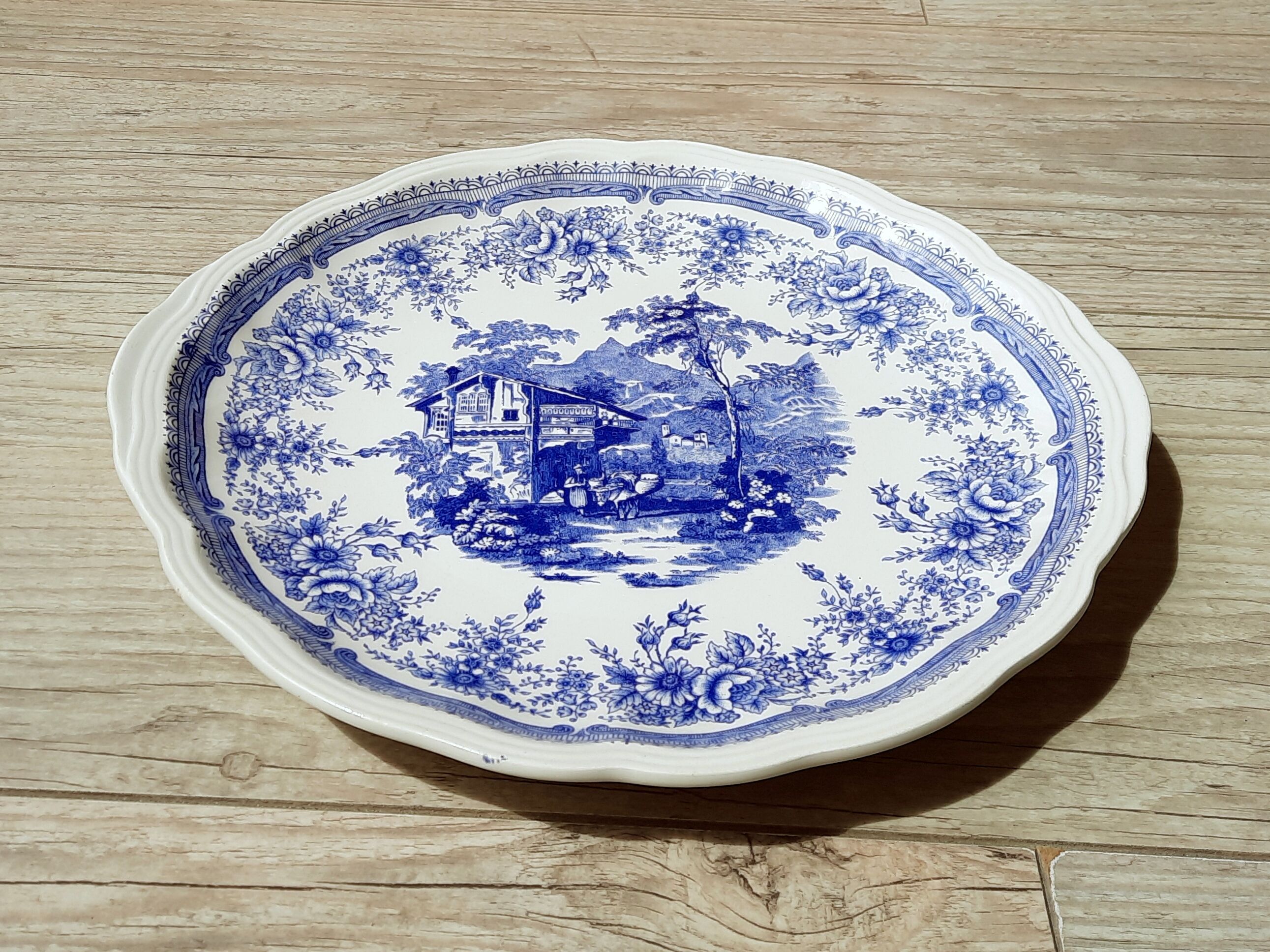 Lunéville - English Cottage - Presentation plate, Cup, Tray, Earthenware Saucière